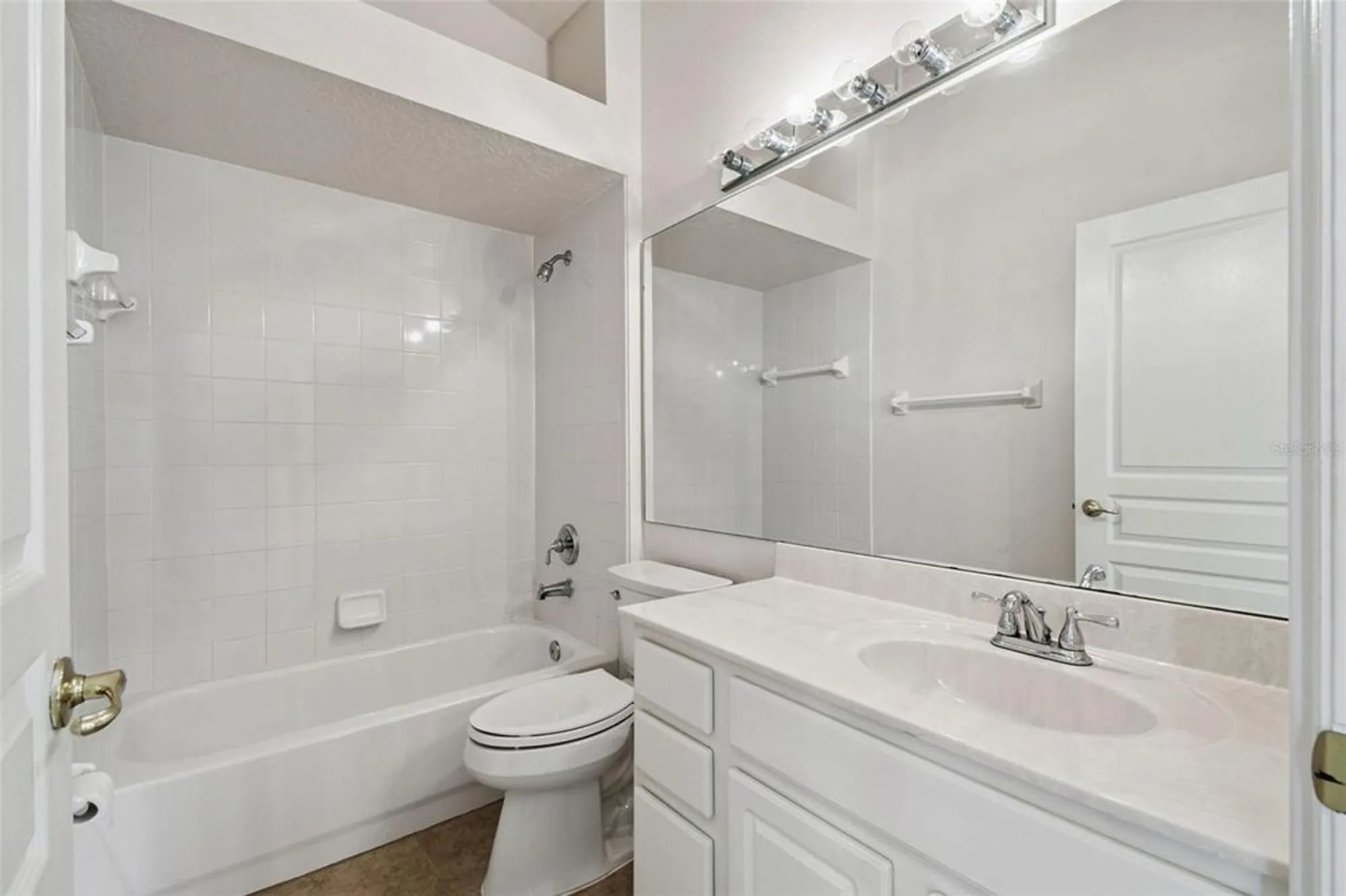 Property Slideshow image 31 of 64 | 3805 scarborough ct, Clermont, FL, 34711