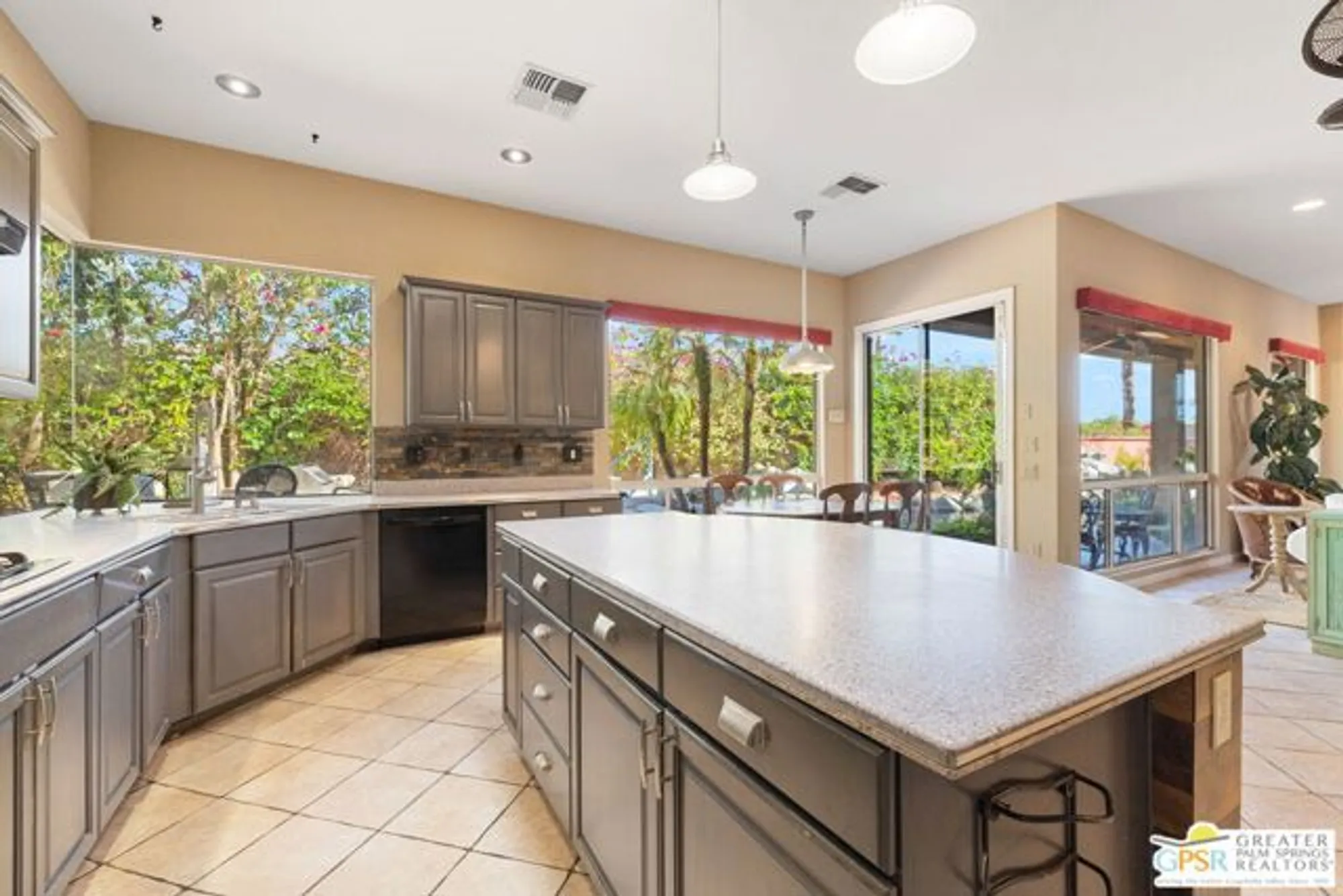 Property Slideshow image 14 of 42 | 39362 blossom cir, Palm Desert, CA, 92211