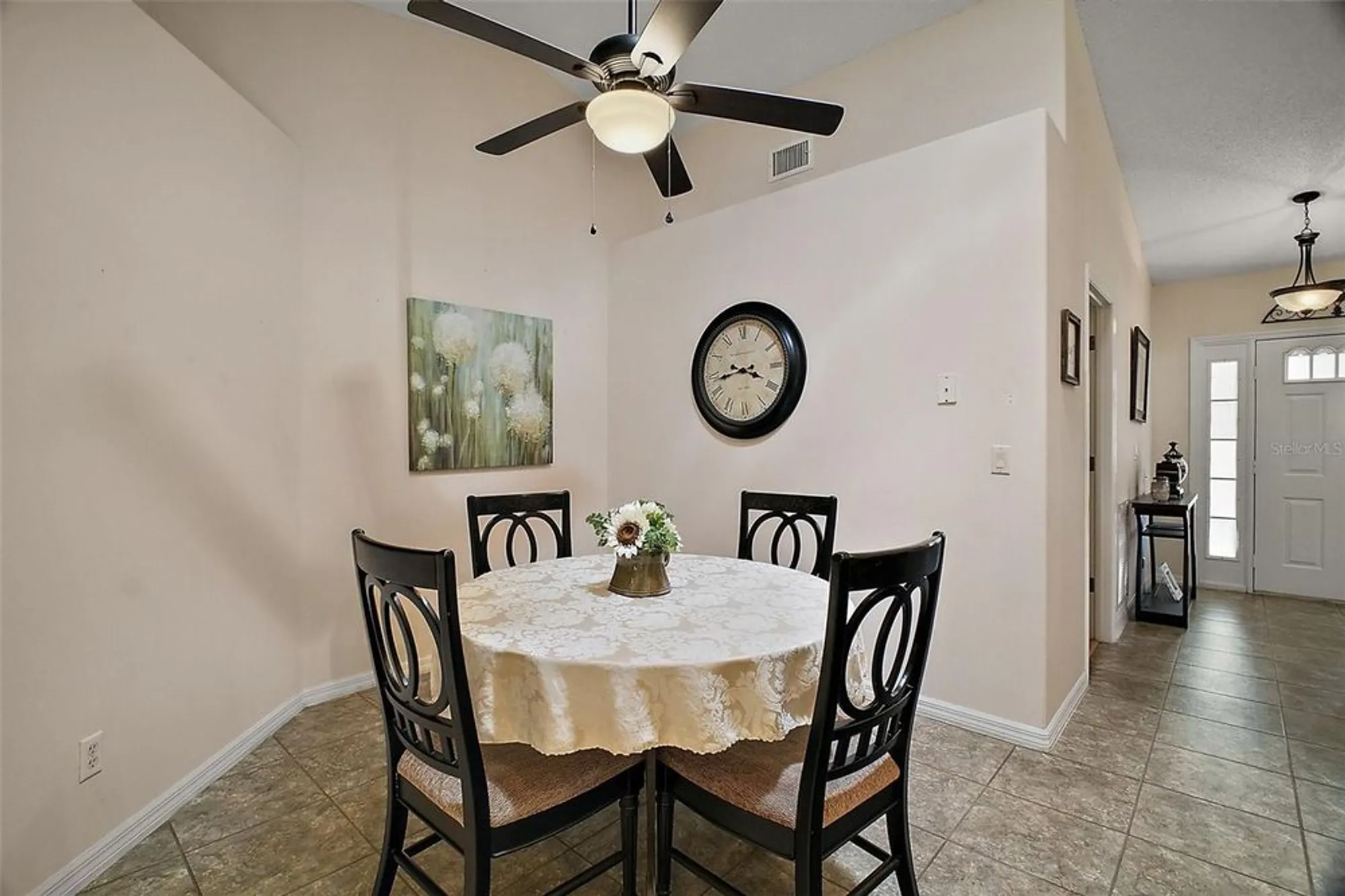 Property Slideshow image 12 of 29 | 27022 racquet cir, Leesburg, FL, 34748