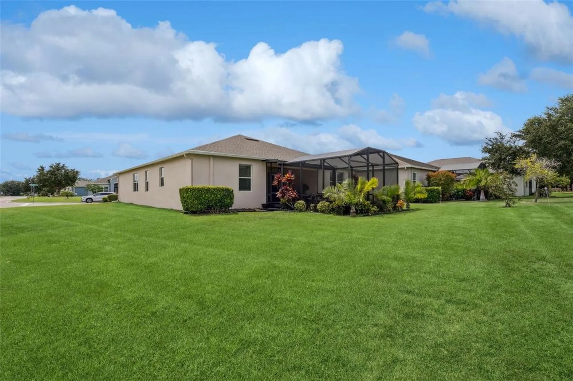 Property Slideshow image 4 of 38 | 3524 litchfield ct, Clermont, FL, 34711