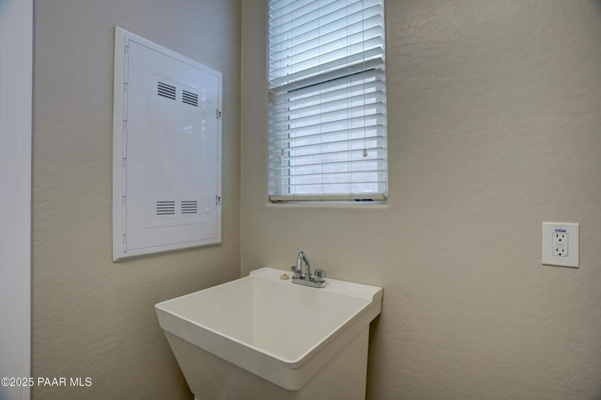 Property Slideshow image 23 of 39 | 1459 varsity dr, Prescott, AZ, 86301