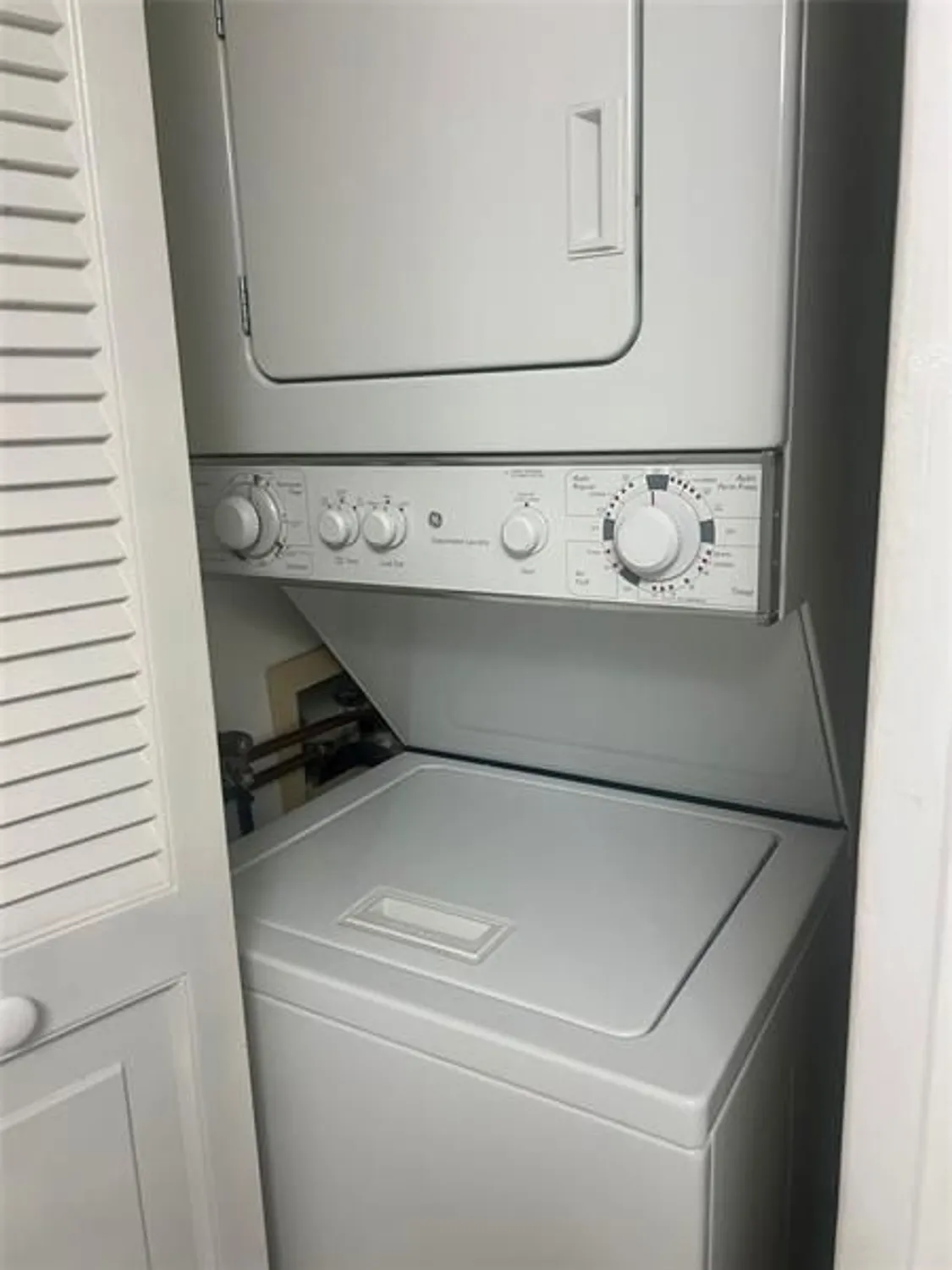 Property Slideshow image 28 of 32 | 3402 bimini ln apt e2, Coconut Creek, FL, 33066