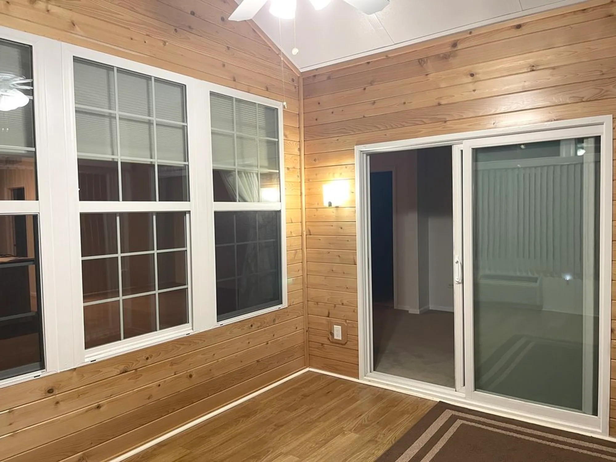 Property Slideshow image 11 of 33 | 704 flag dr, Shorewood, IL, 60404