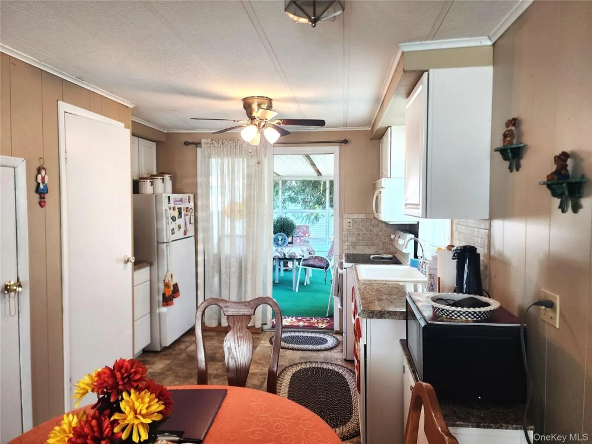 Property Slideshow image 7 of 29 | 38b village cir s, Manorville, NY, 11949