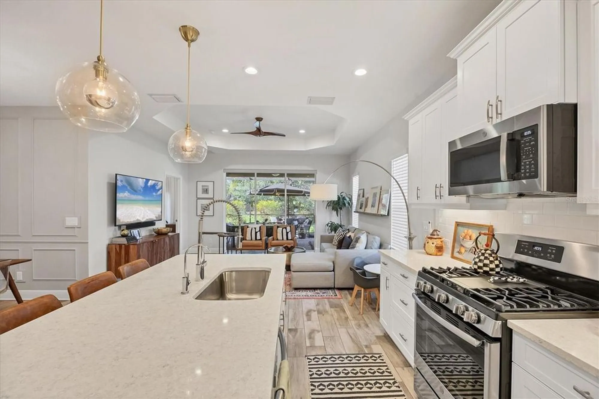 Property Slideshow image 23 of 73 | 12618 coastal breeze way, Bradenton, FL, 34211
