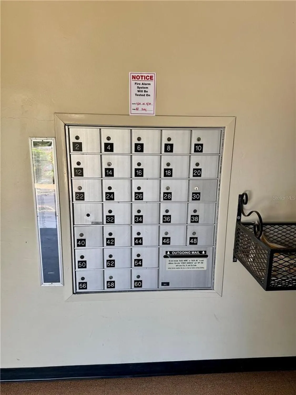 Property Slideshow image 32 of 37 | 2262 swedish dr 6, Clearwater, FL, 33763