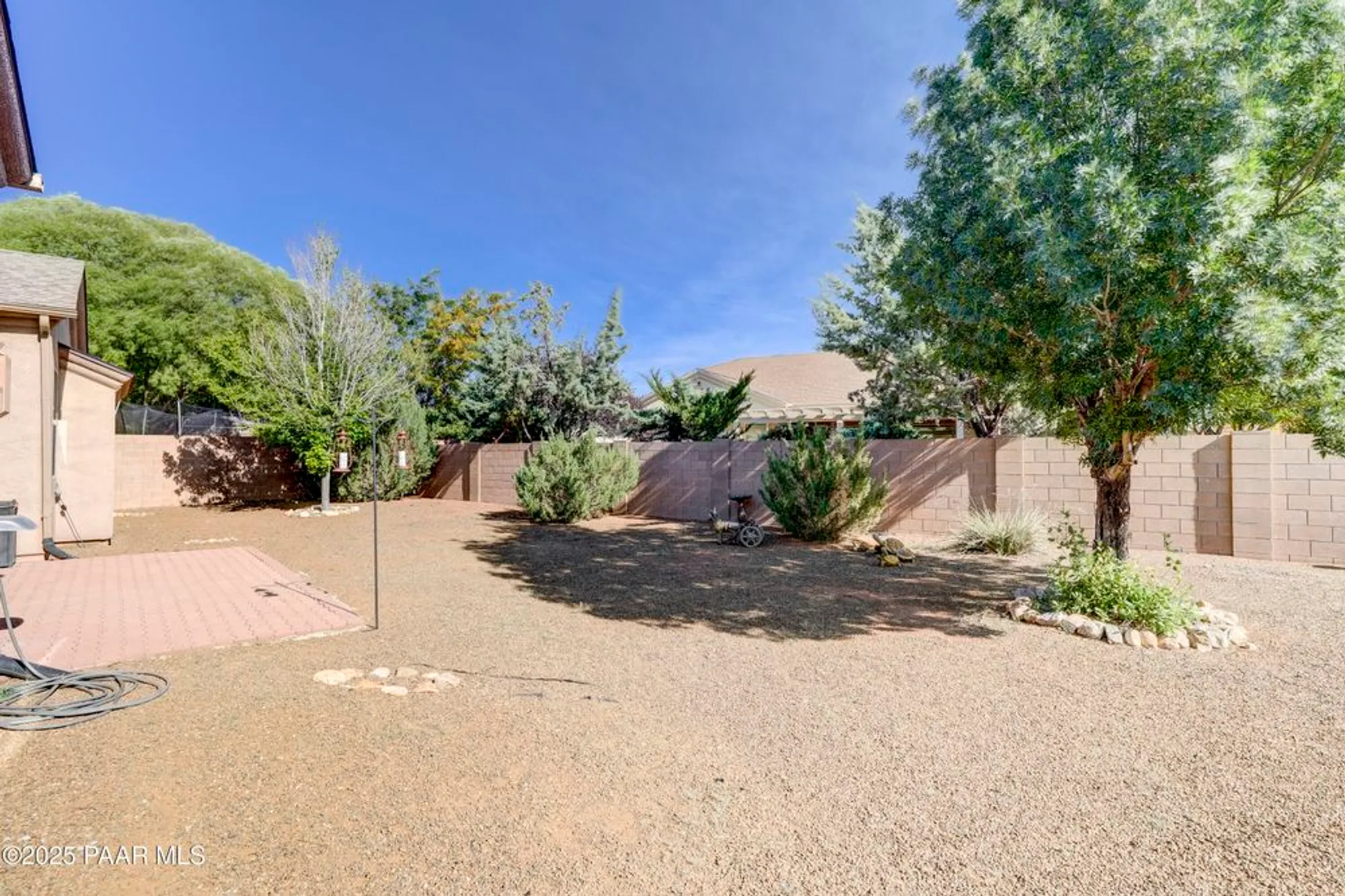 Property Slideshow image 8 of 51 | 7906 e mesteno rd, Prescott Valley, AZ, 86315