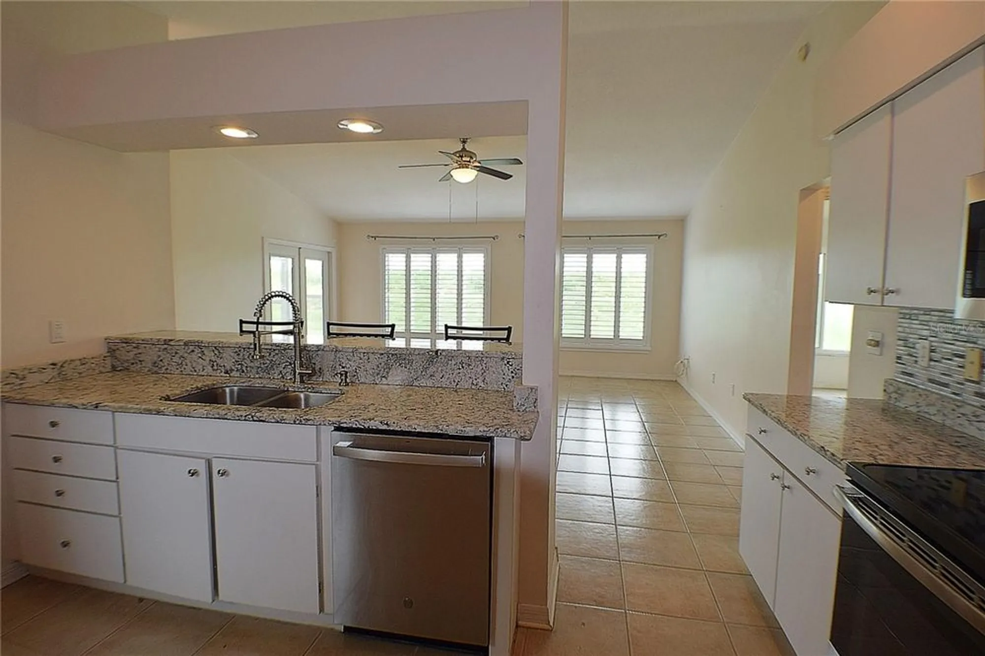 Property Slideshow image 5 of 36 | 11247 corey pavin ln, San Antonio, FL, 33576