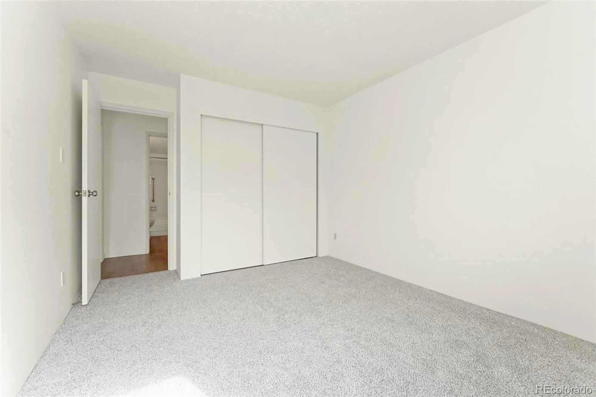 Property Slideshow image 18 of 43 | 13890 e marina dr 606, Aurora, CO, 80014