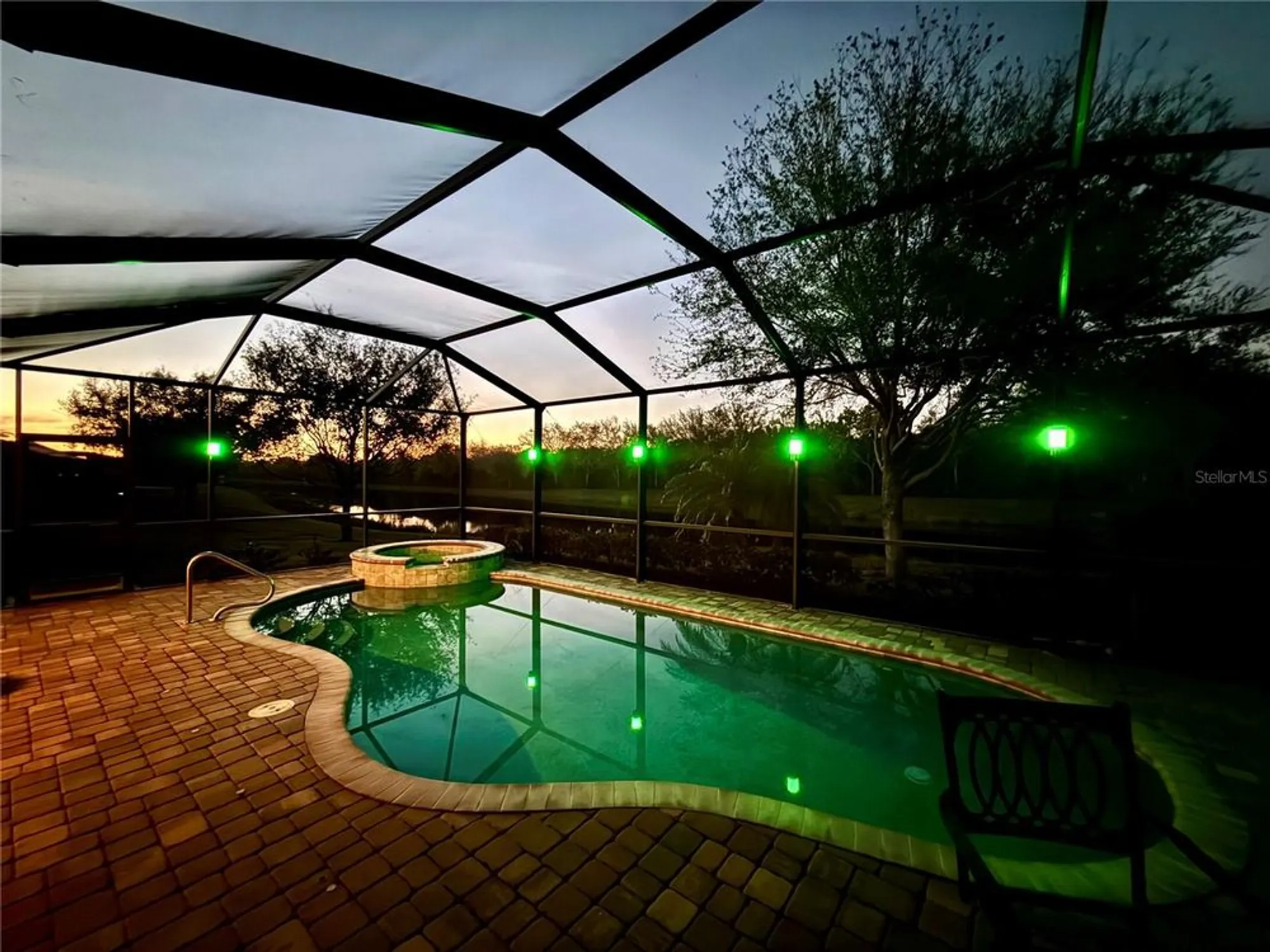 Property Slideshow image 45 of 61 | 2902 aviamar cir, Naples, FL, 34114