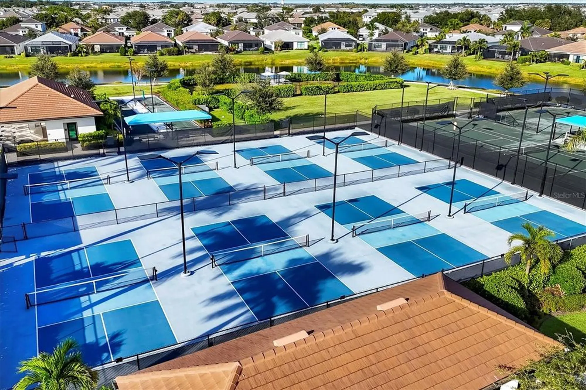 Property Slideshow image 55 of 60 | 4947 surfside cir, Bradenton, FL, 34211