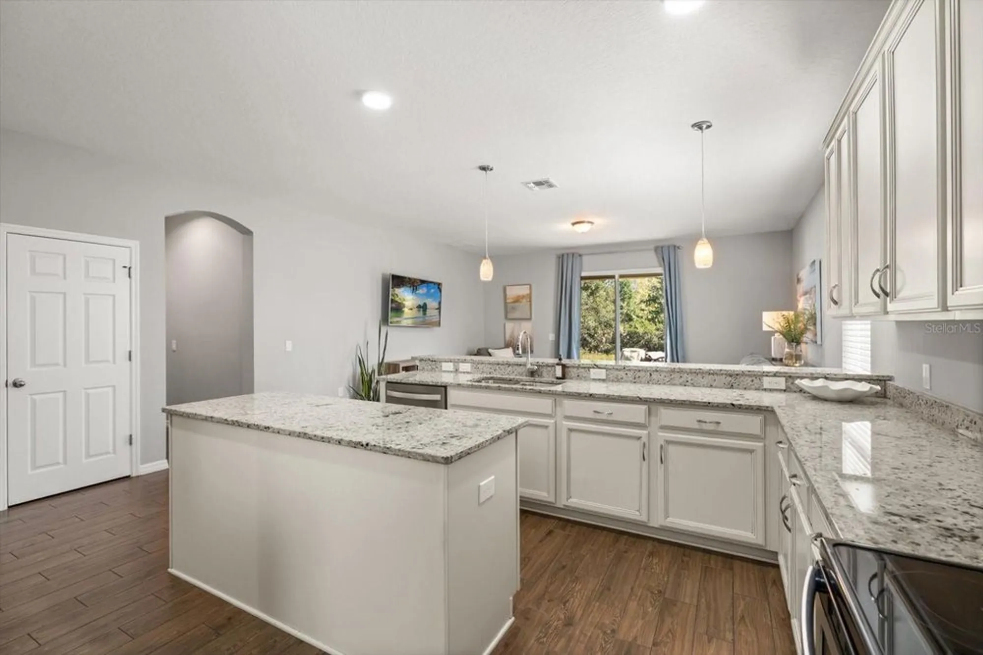 Property Slideshow image 7 of 34 | 3447 feathergrass ct, Harmony, FL, 34773