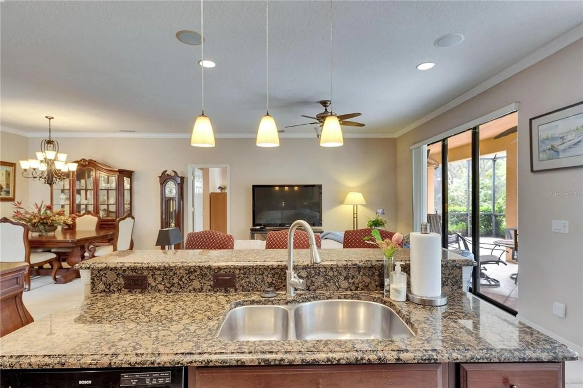 Property Slideshow image 17 of 97 | 144 silver falls dr, Apollo Beach, FL, 33572