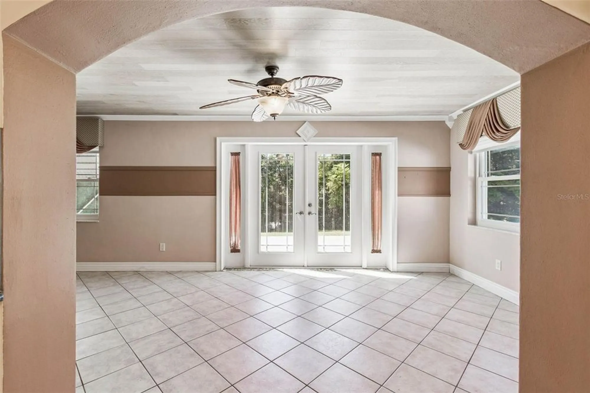 Property Slideshow image 11 of 31 | 9548 141st st, Seminole, FL, 33776