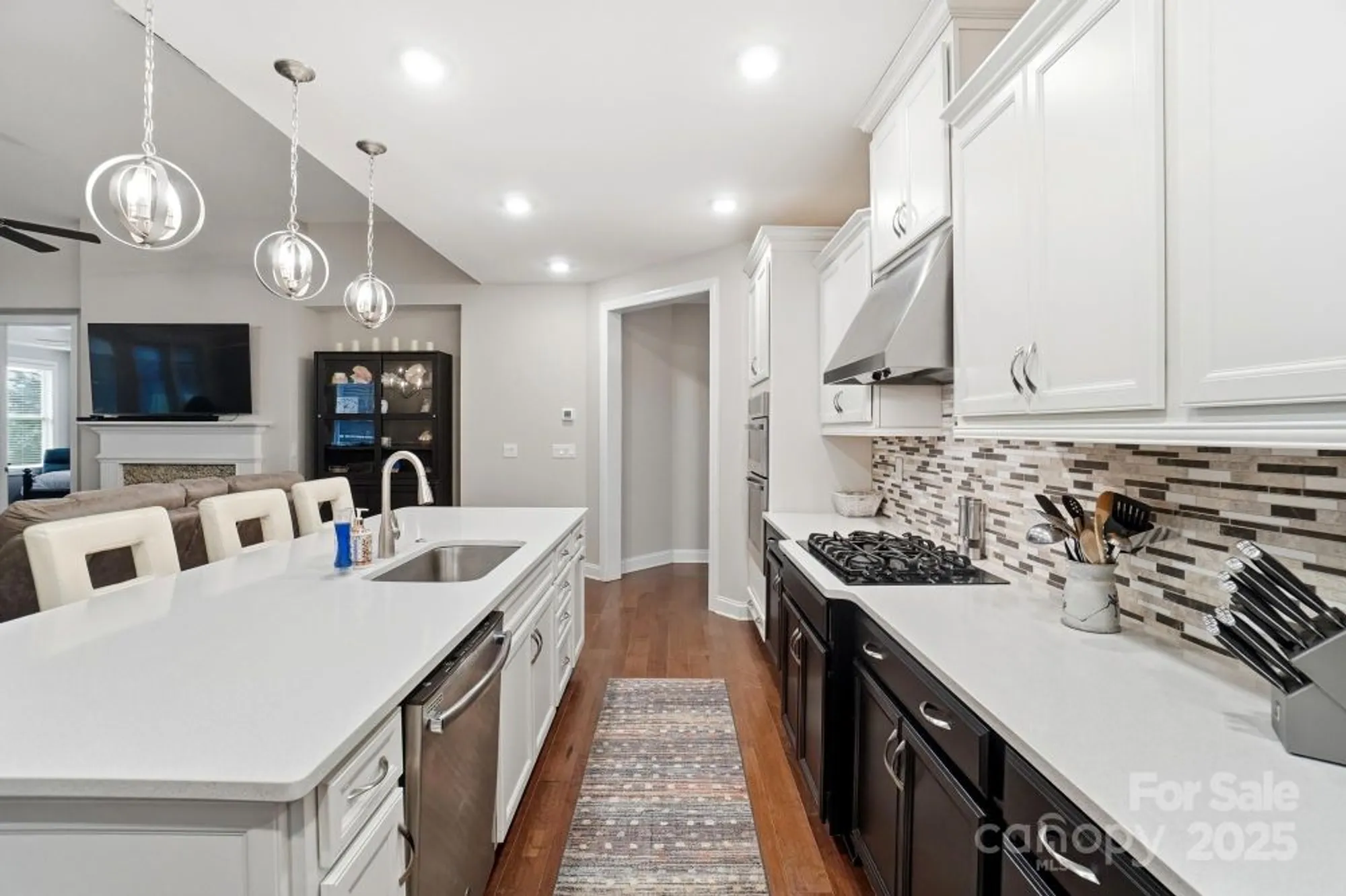 Property Slideshow image 8 of 45 | 6325 good news dr, Charlotte, NC, 28215