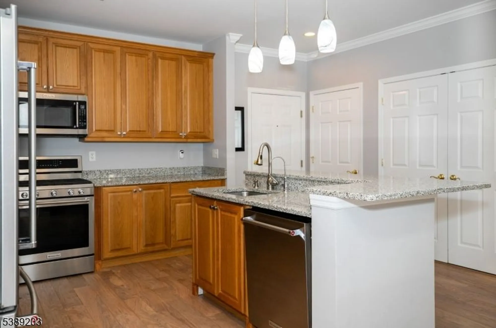 Property Slideshow image 7 of 32 | 11 zachary way, Mount Arlington, NJ, 07856