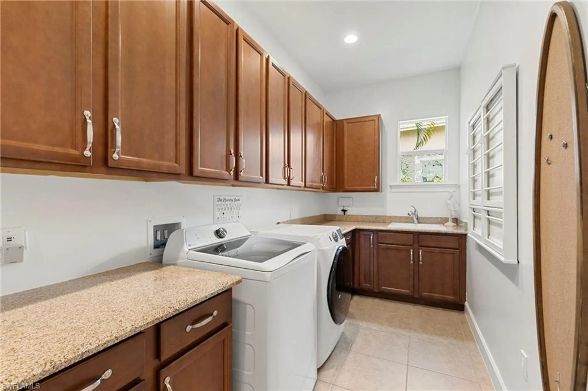 Property Slideshow image 32 of 44 | 4922 andros dr, Naples, FL, 34113