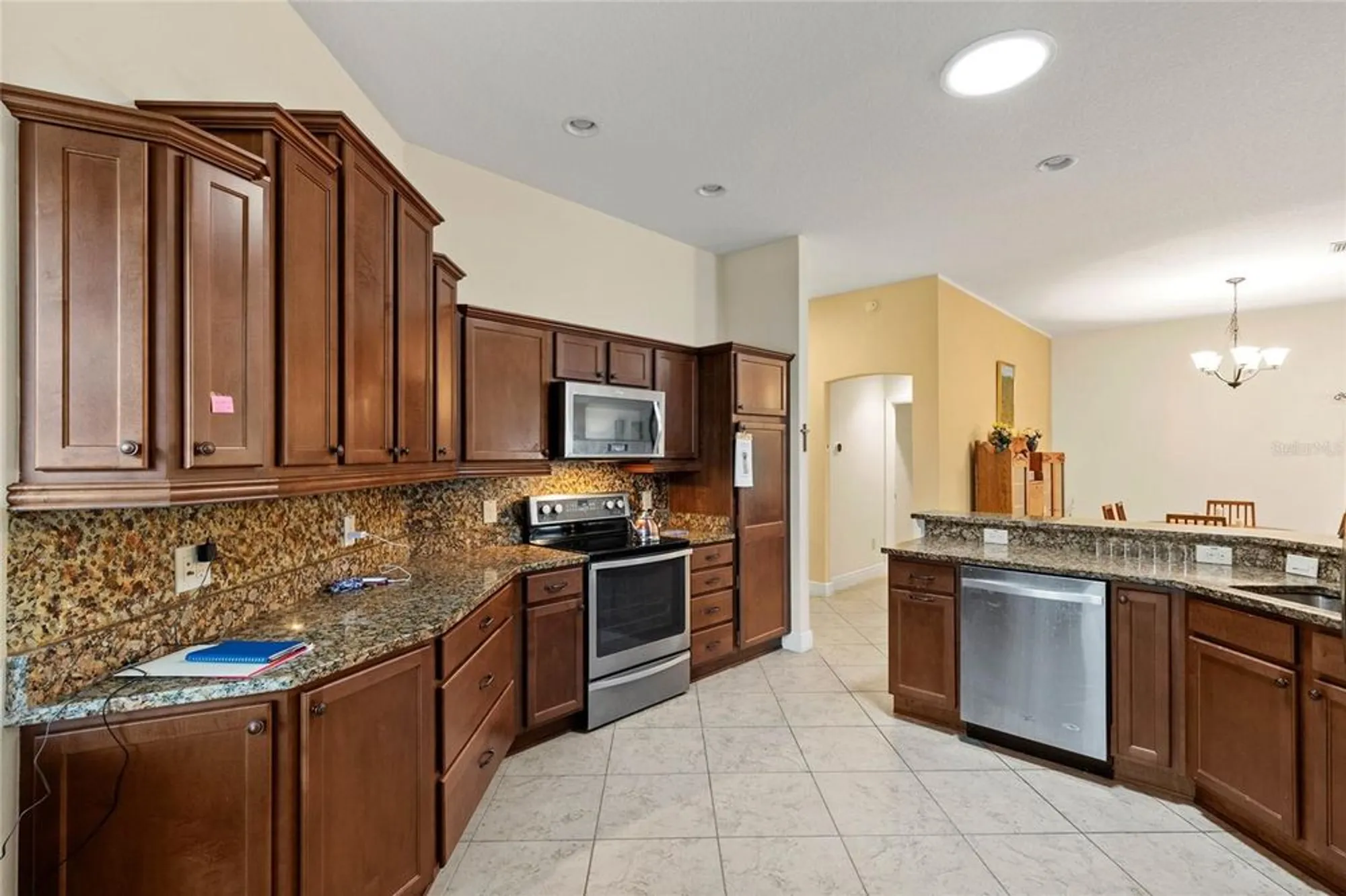 Property Slideshow image 14 of 31 | 1965 gatehouse ter, The Villages, FL, 32163