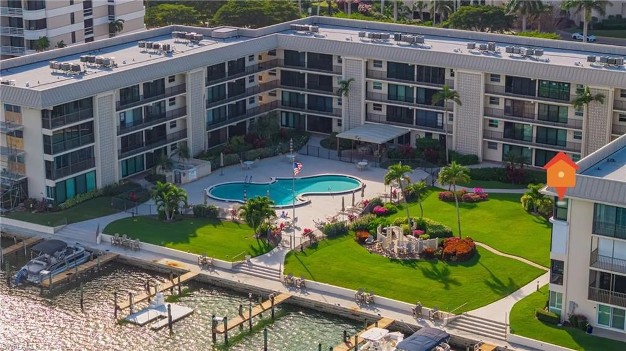 Property Slideshow image 48 of 49 | 3200 gulf shore blvd 401, Naples, FL, 34103