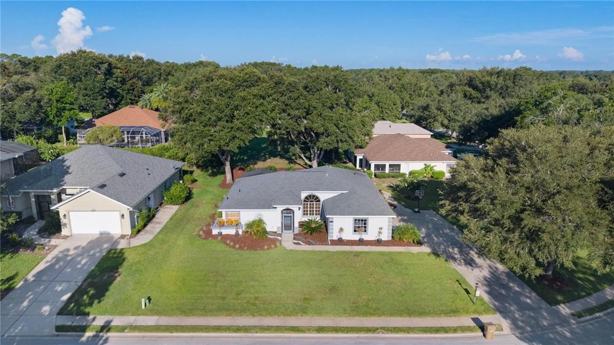 Property Slideshow image 75 of 86 | 5252 grove mnr, Lady Lake, FL, 32159