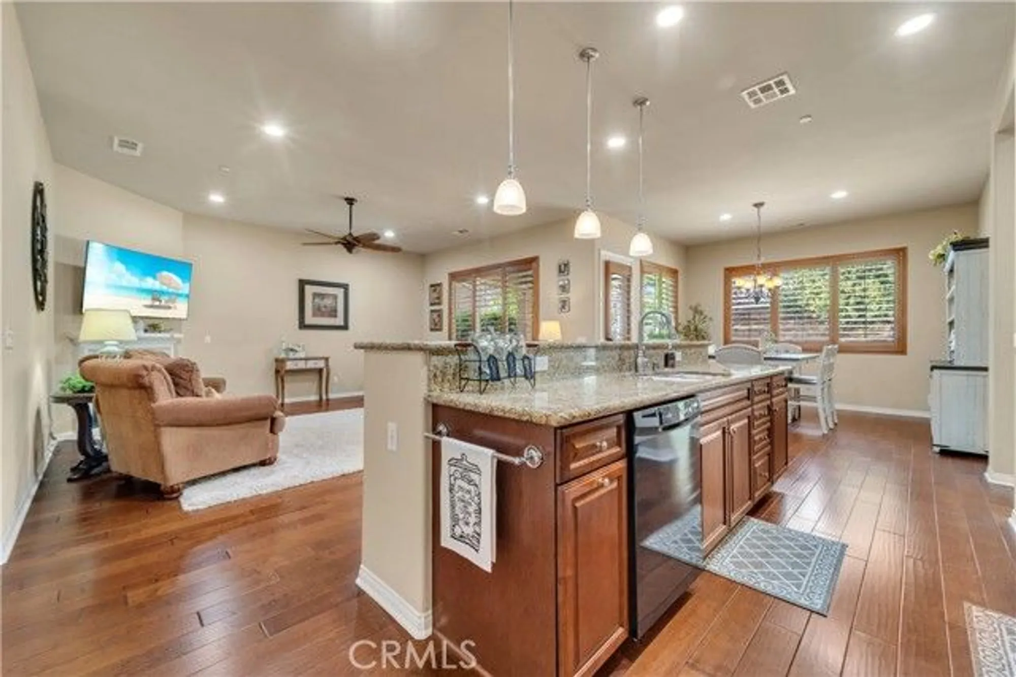 Property Slideshow image 10 of 36 | 14006 sandstone peak dr, Bakersfield, CA, 93306