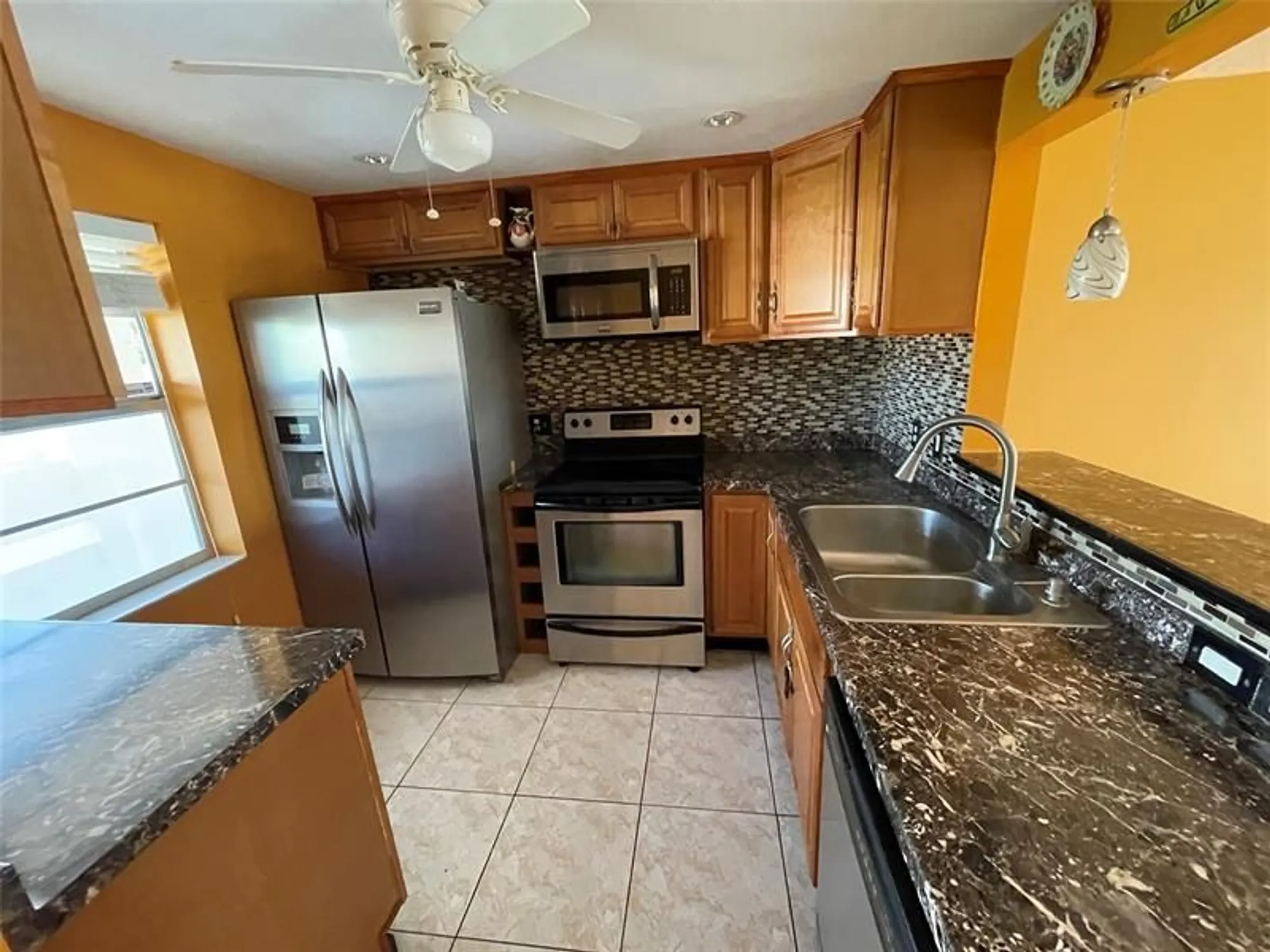 Property Slideshow image 4 of 47 | 1025 country club dr apt 407, Margate, FL, 33063