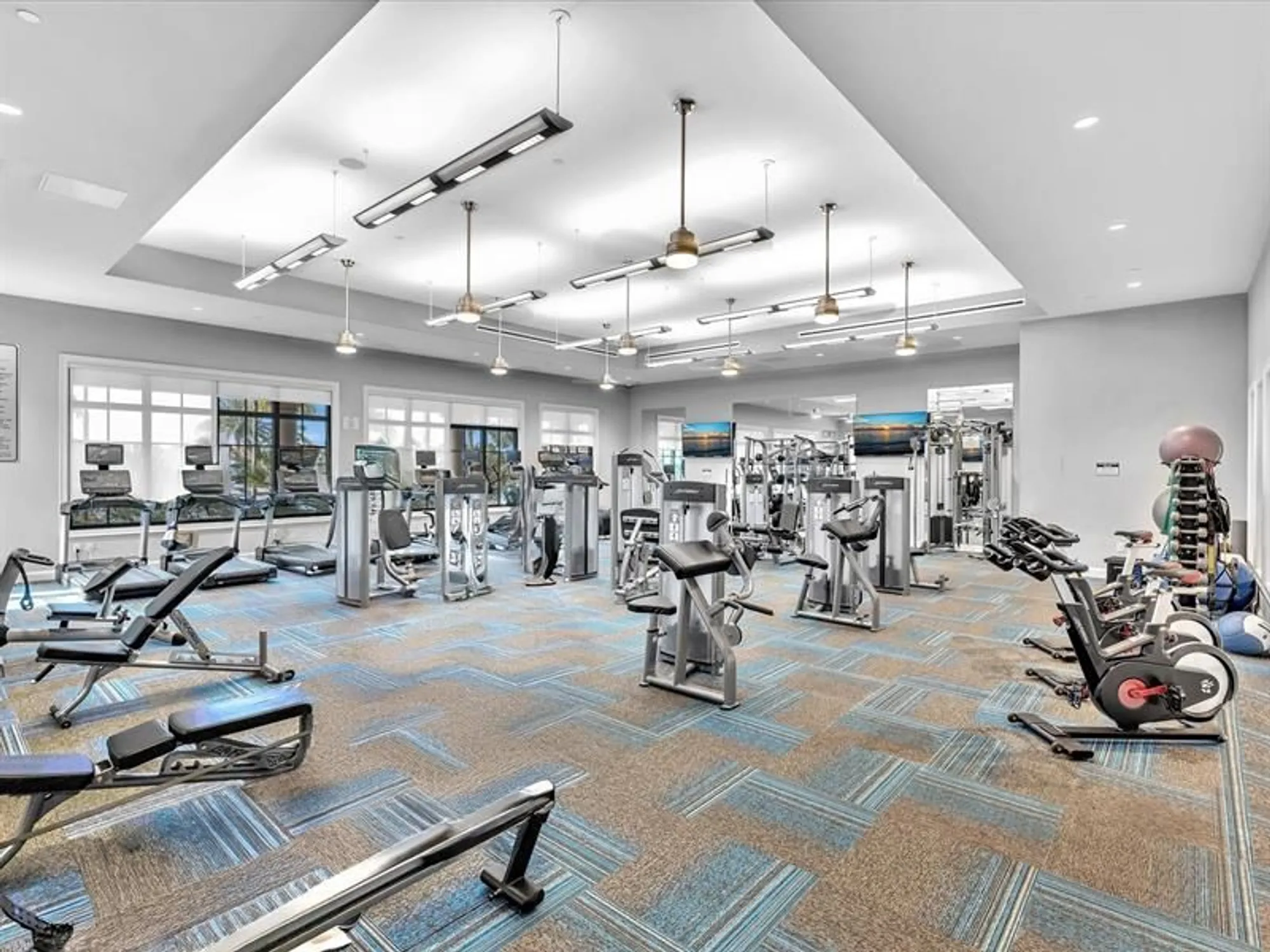 Property Slideshow image 83 of 98 | 8928 bastille cir e, Parkland, FL, 33076