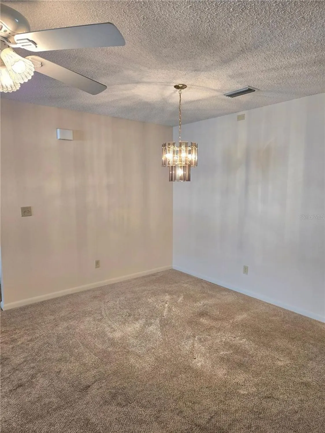 Property Slideshow image 7 of 27 | 8666 sw 92nd ln c, Ocala, FL, 34481