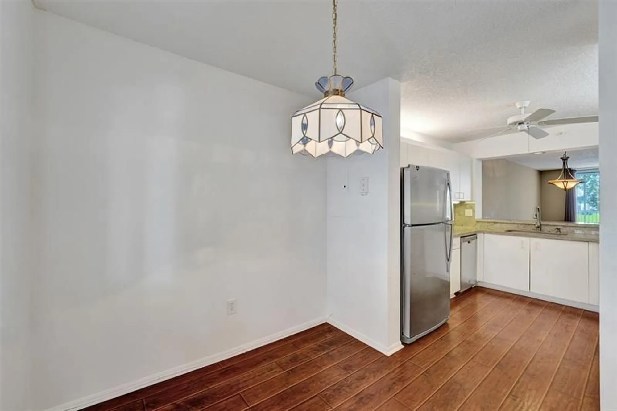 Property Slideshow image 8 of 69 | 9563 weldon cir apt d212, Fort Lauderdale, FL, 33321
