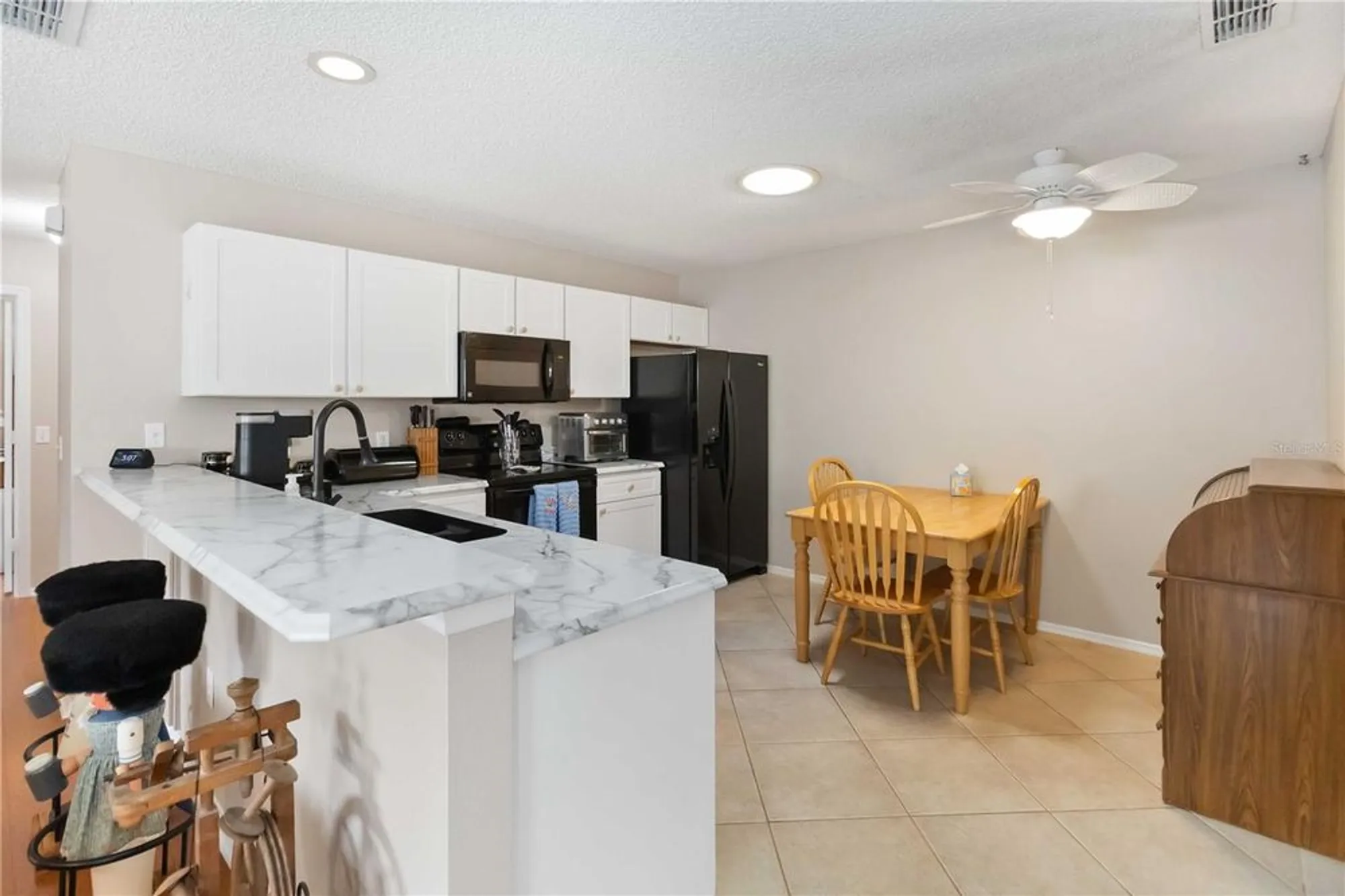 Property Slideshow image 9 of 26 | 1639 campos dr, The Villages, FL, 32162