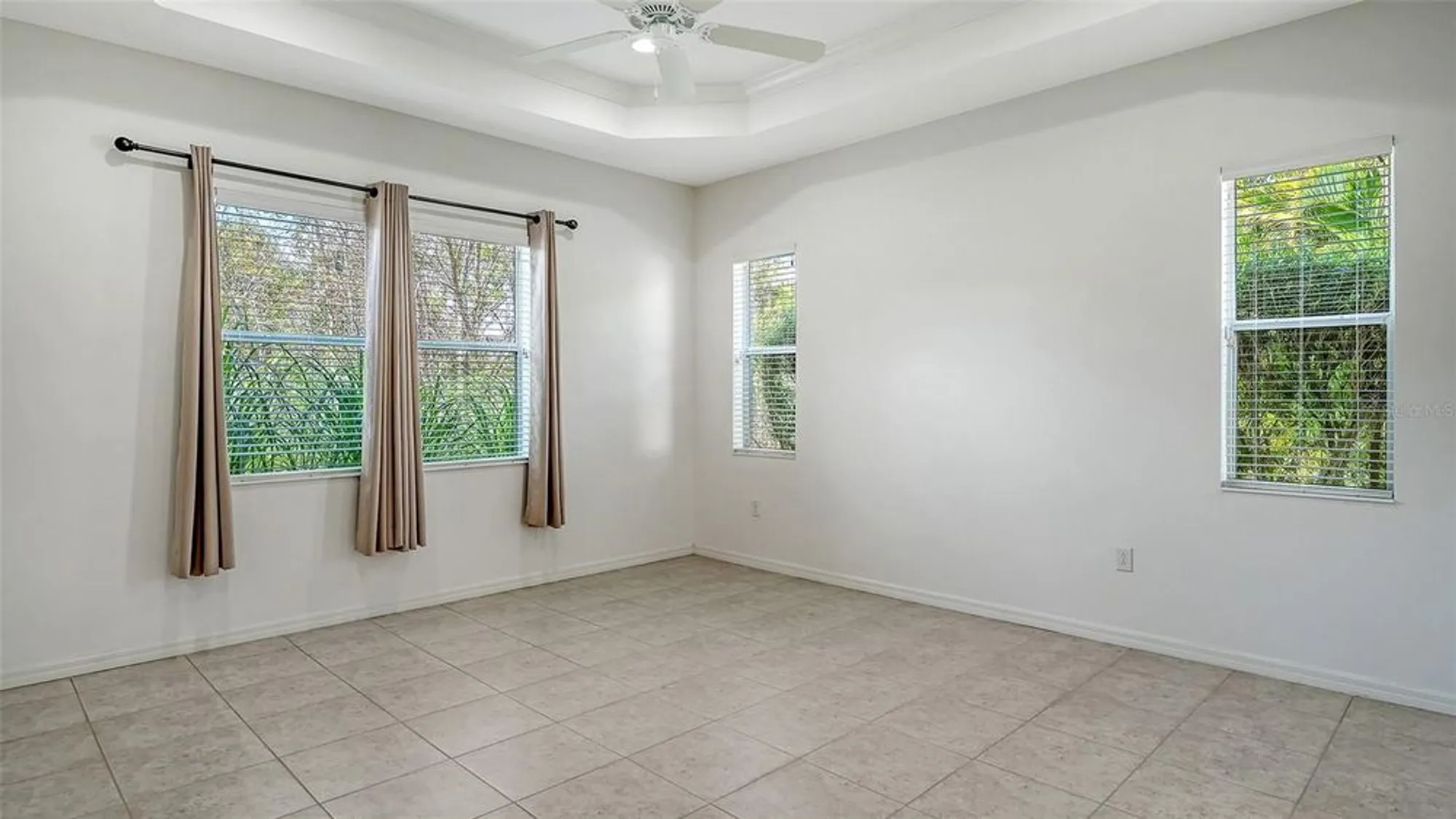 Property Slideshow image 21 of 86 | 21287 sandal foot dr, Venice, FL, 34293