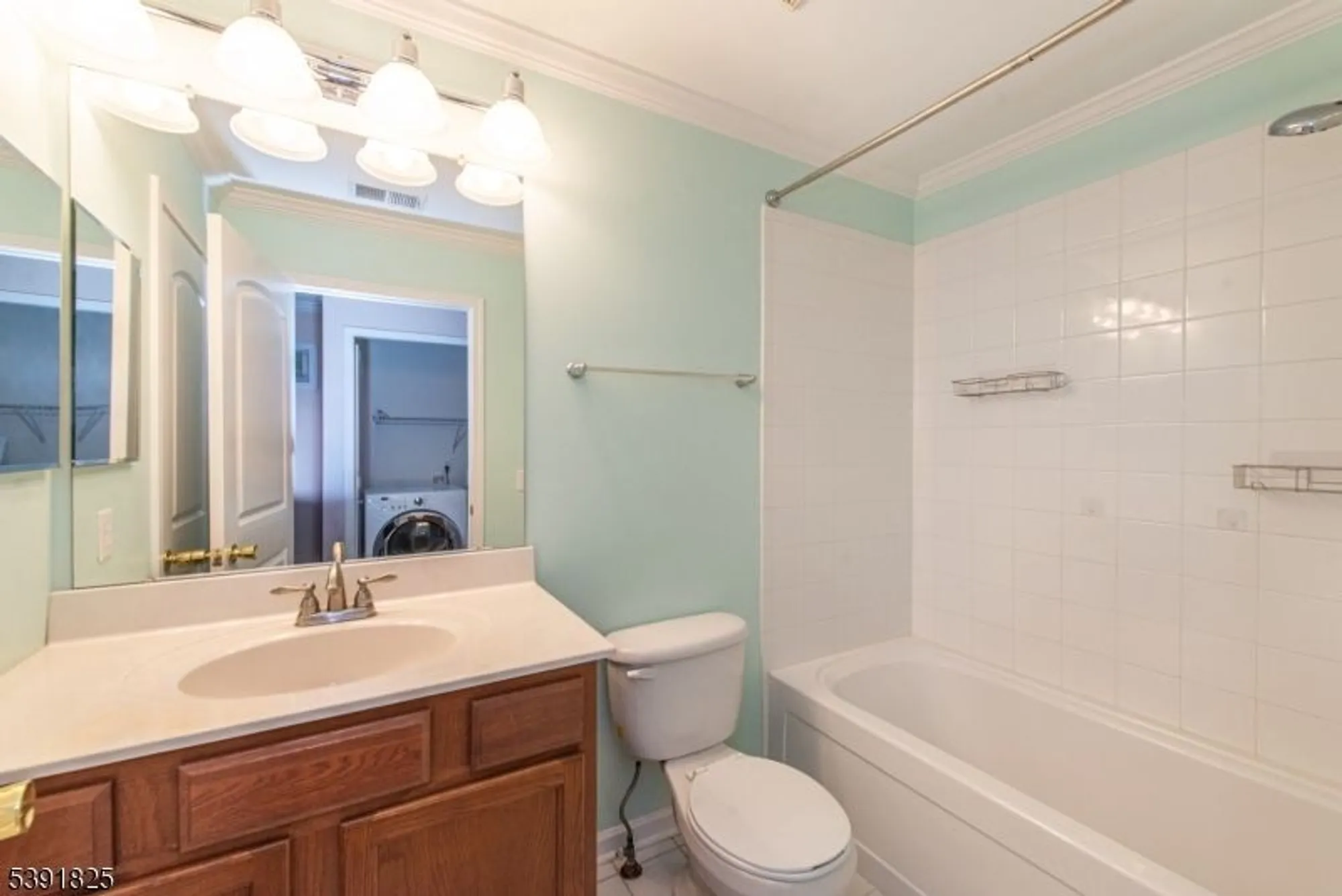 Property Slideshow image 17 of 23 | 21 junegrass way, Hackettstown, NJ, 07840