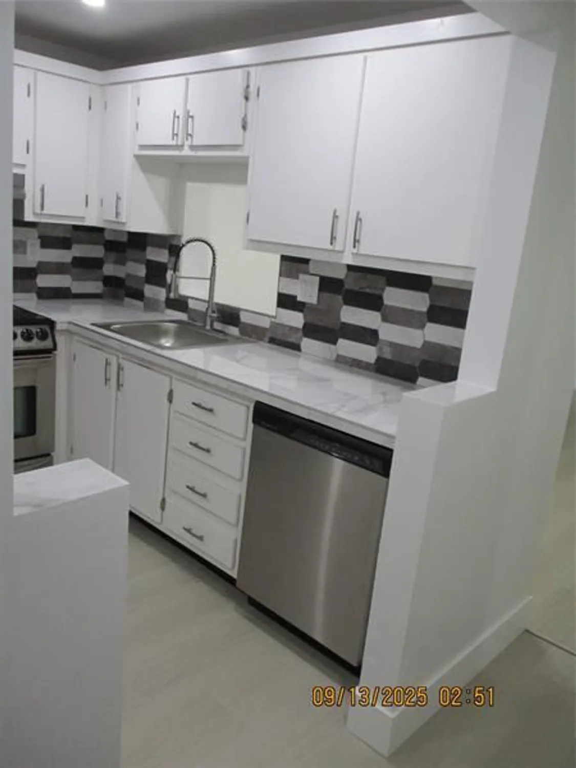 Property Slideshow image 7 of 29 | 7850 w mcnab rd 204, Tamarac, FL, 33321