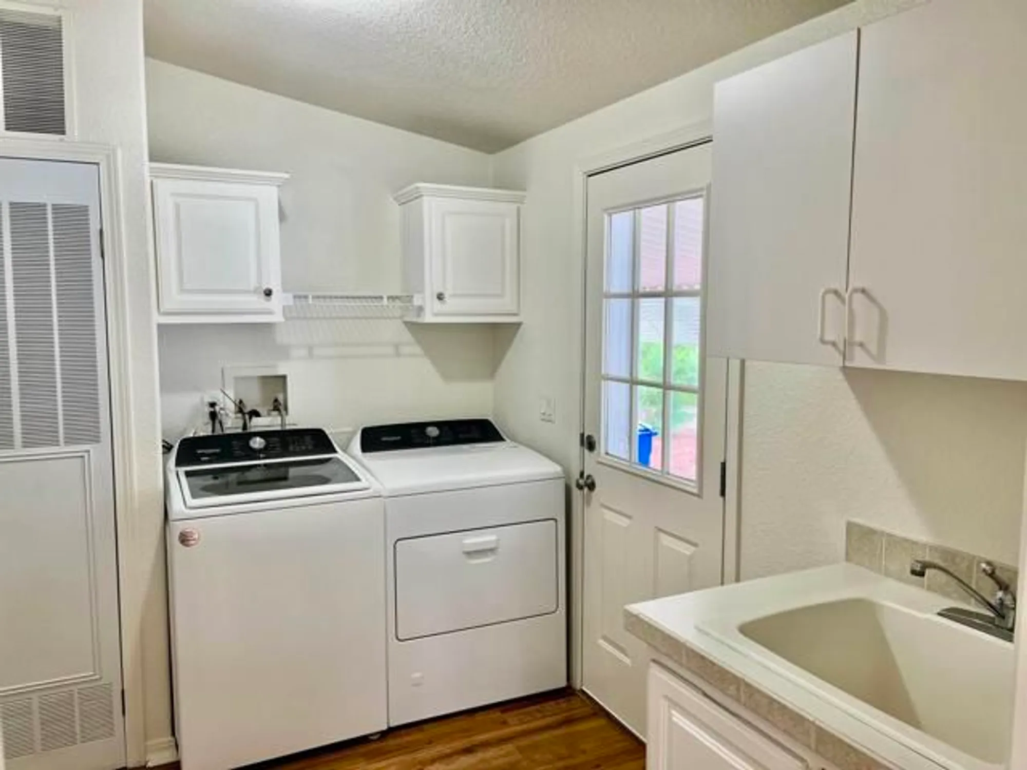 Property Slideshow image 12 of 15 | 5115 don miguel dr, Carlsbad, CA, 92010