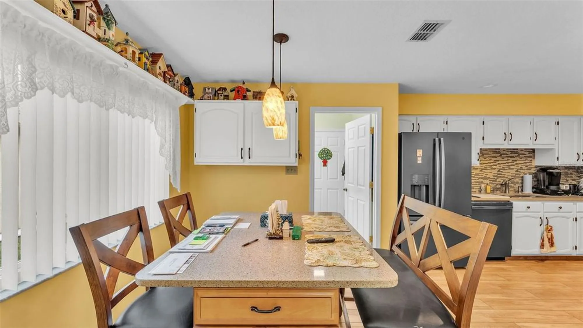 Property Slideshow image 26 of 51 | 6054 crane dr, Lakeland, FL, 33809