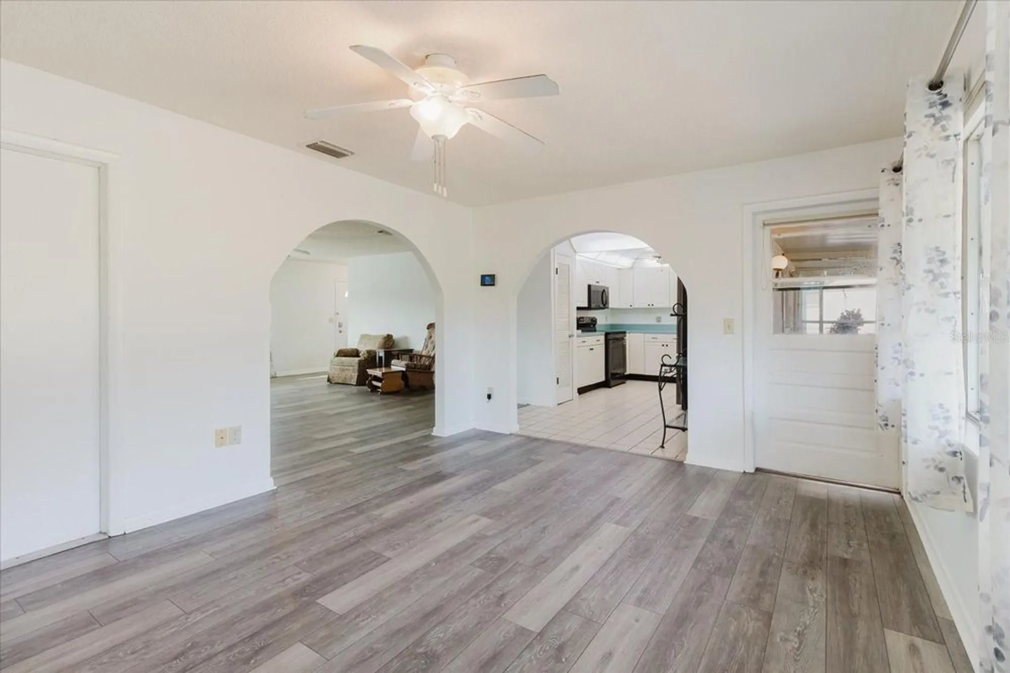 Property Slideshow image 11 of 60 | 646 allegheny dr, Sun City Center, FL, 33573