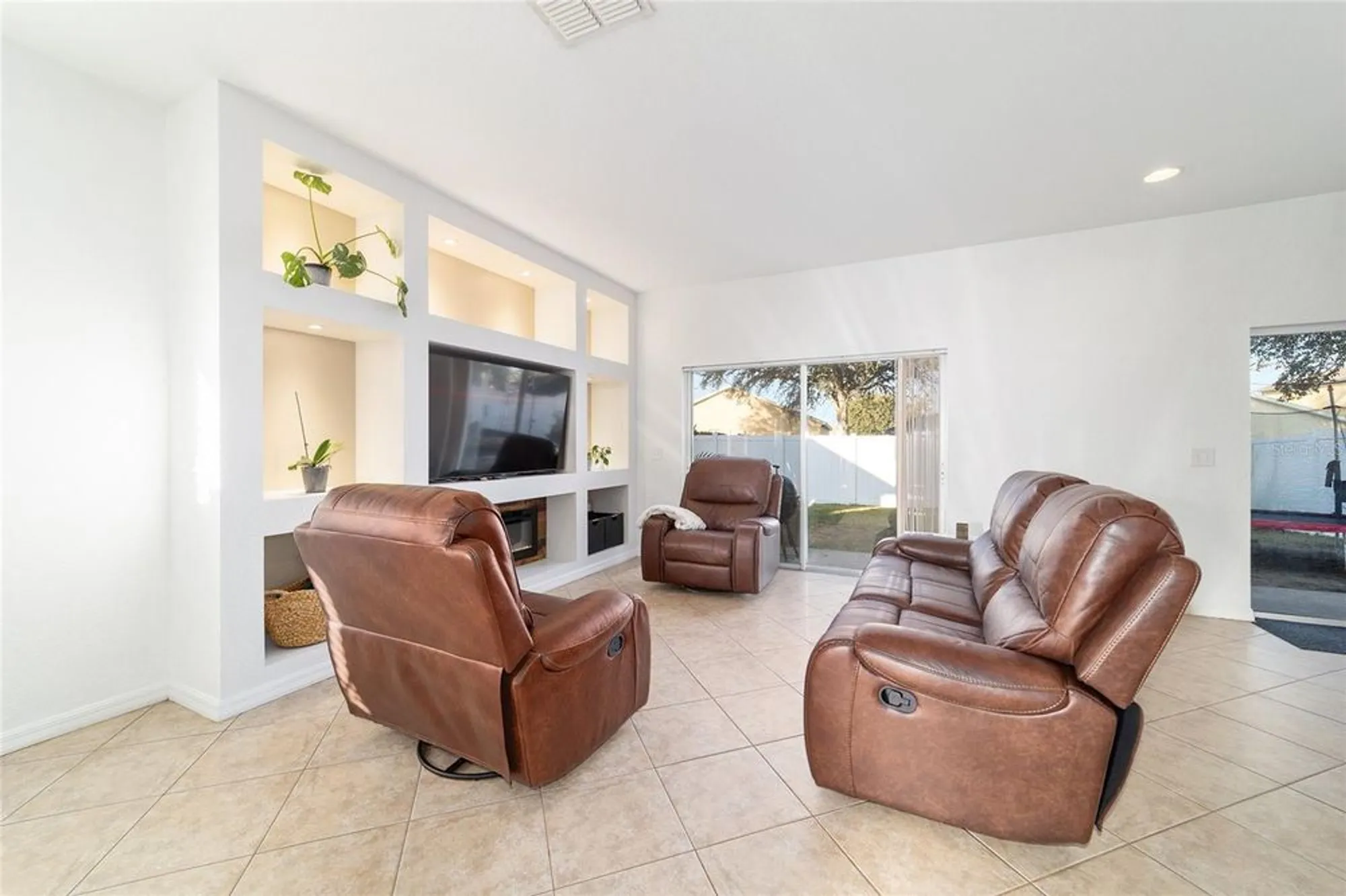 Property Slideshow image 14 of 76 | 5094 ne 122nd blvd, Oxford, FL, 34484