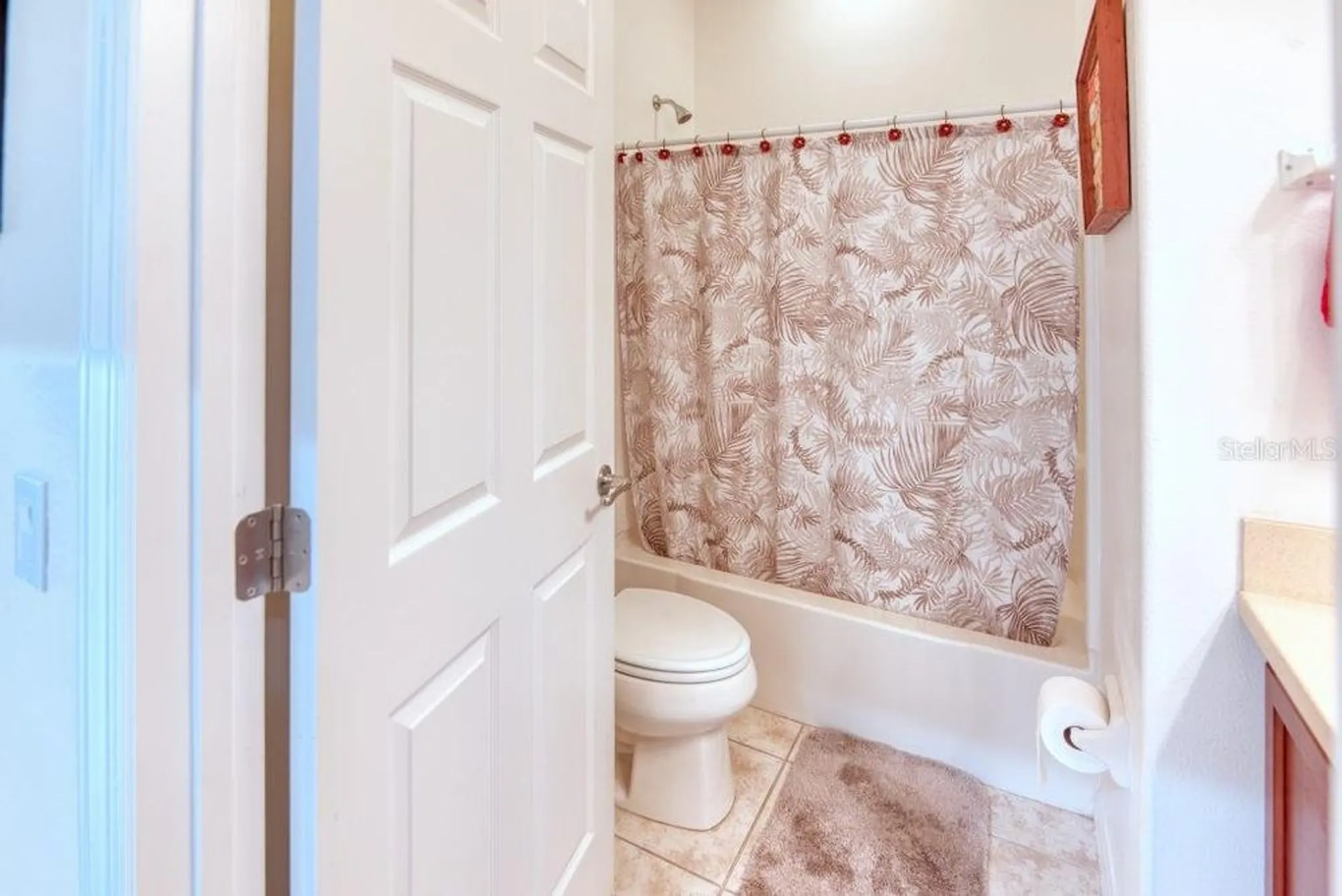 Property Slideshow image 29 of 61 | 640 grand canal dr, Kissimmee, FL, 34759