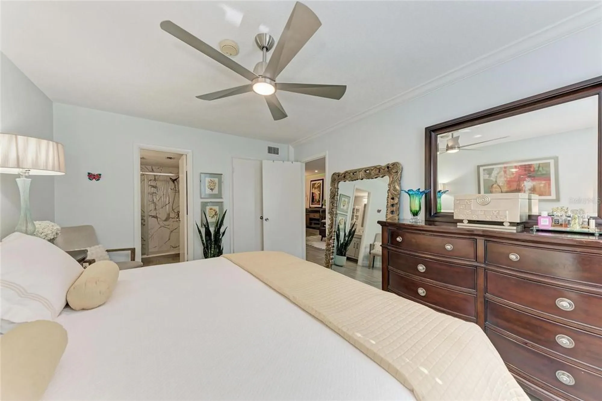 Property Slideshow image 16 of 41 | 4186 heron way # b-219, Bradenton, FL, 34205