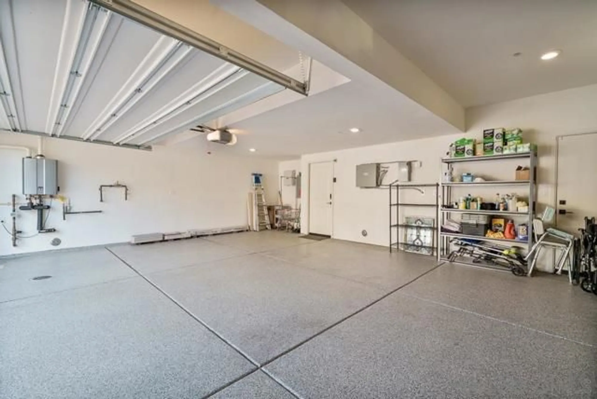 Property Slideshow image 37 of 59 | 16750 coyote bush dr 19, San Diego, CA, 92127