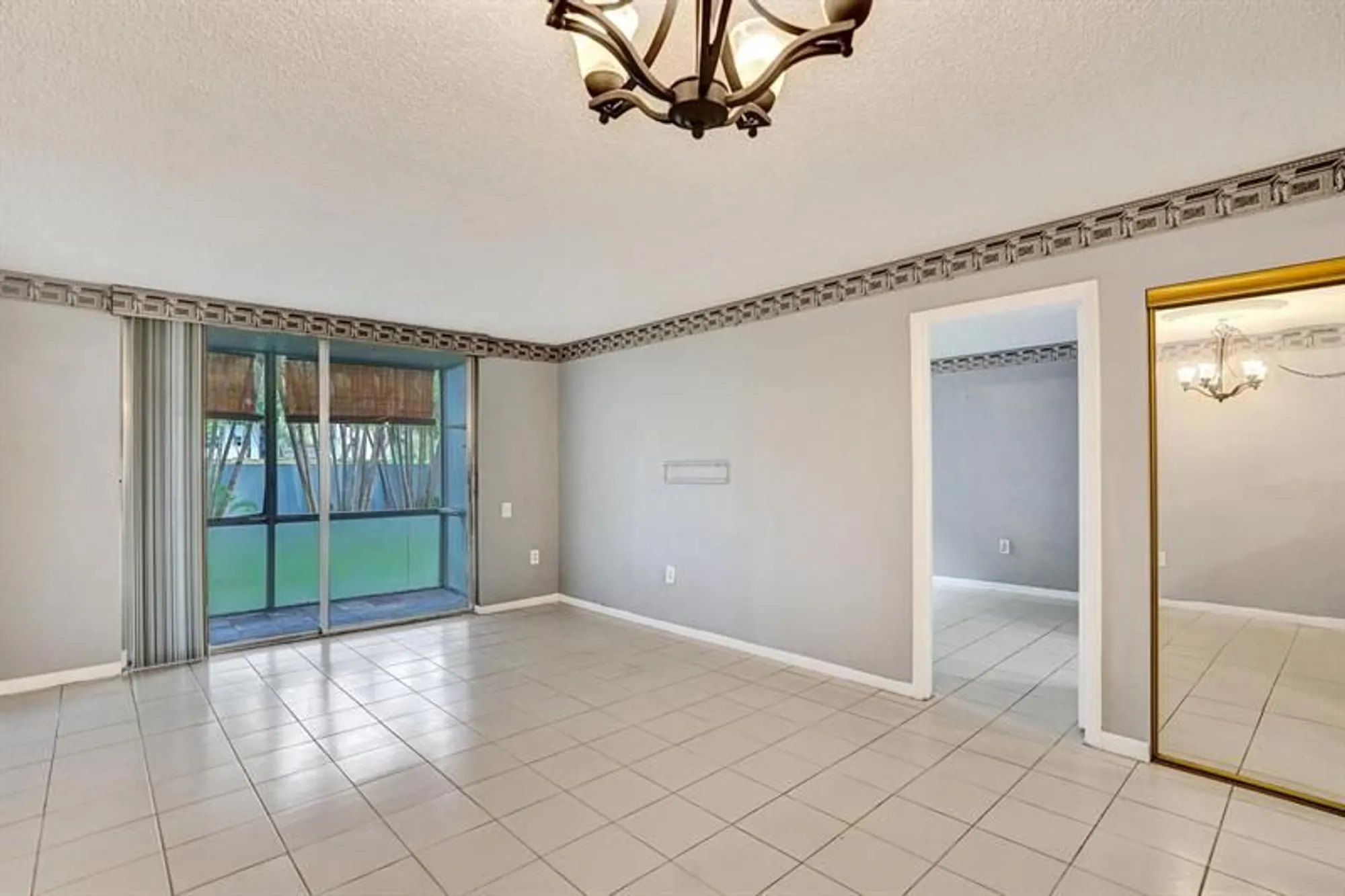 Property Slideshow image 4 of 31 | 9201 lime bay blvd apt 114, Tamarac, FL, 33321