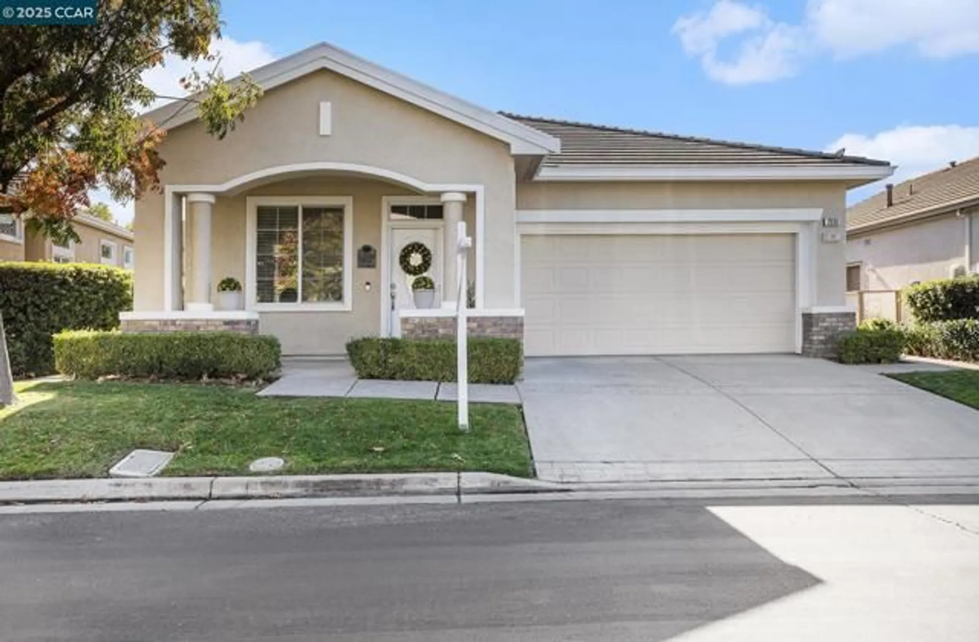 Property Slideshow image 23 of 29 | 2030 kent dr, Brentwood, CA, 94513