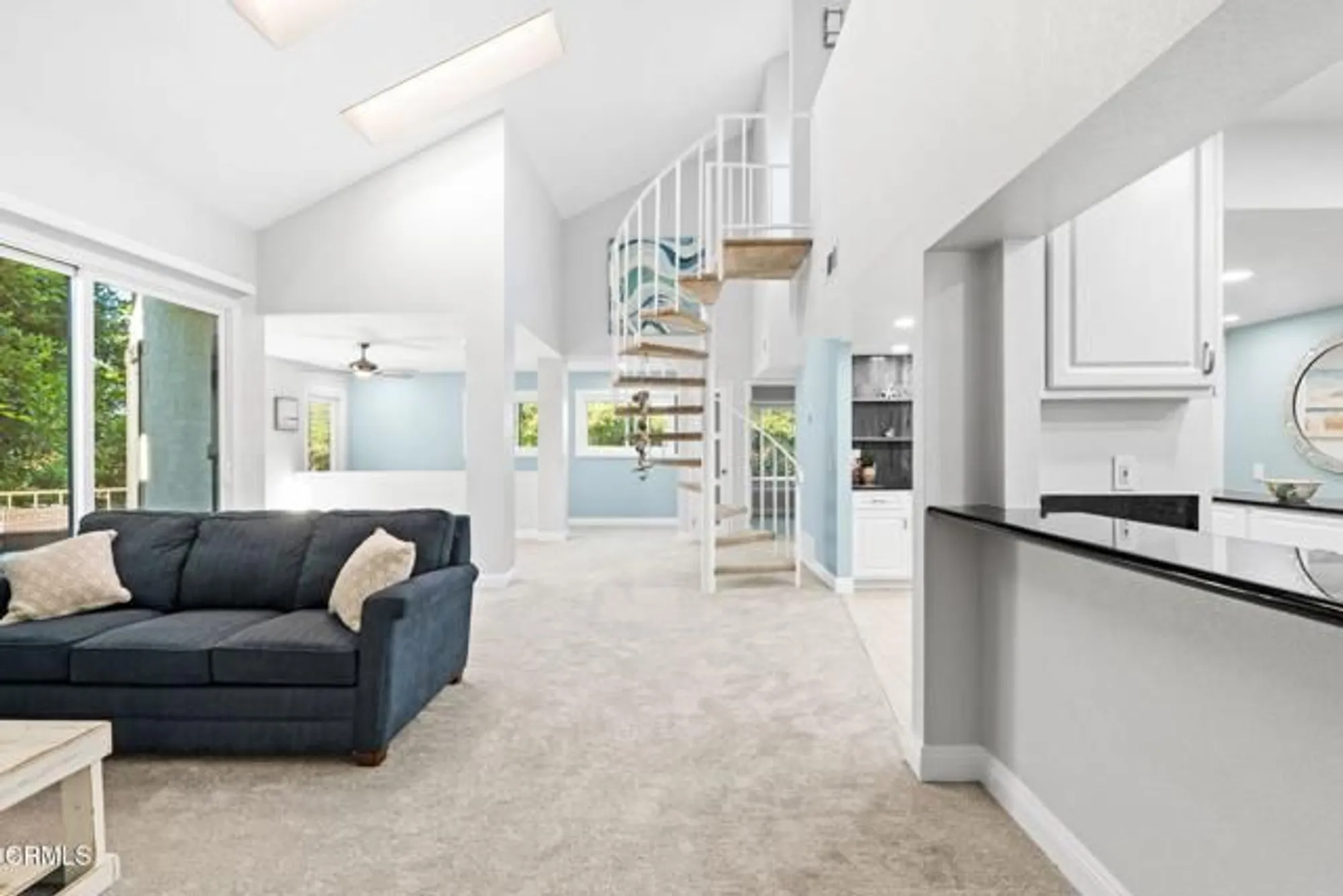 Property Slideshow image 17 of 53 | 2151 martinique ln, Oxnard, CA, 93035