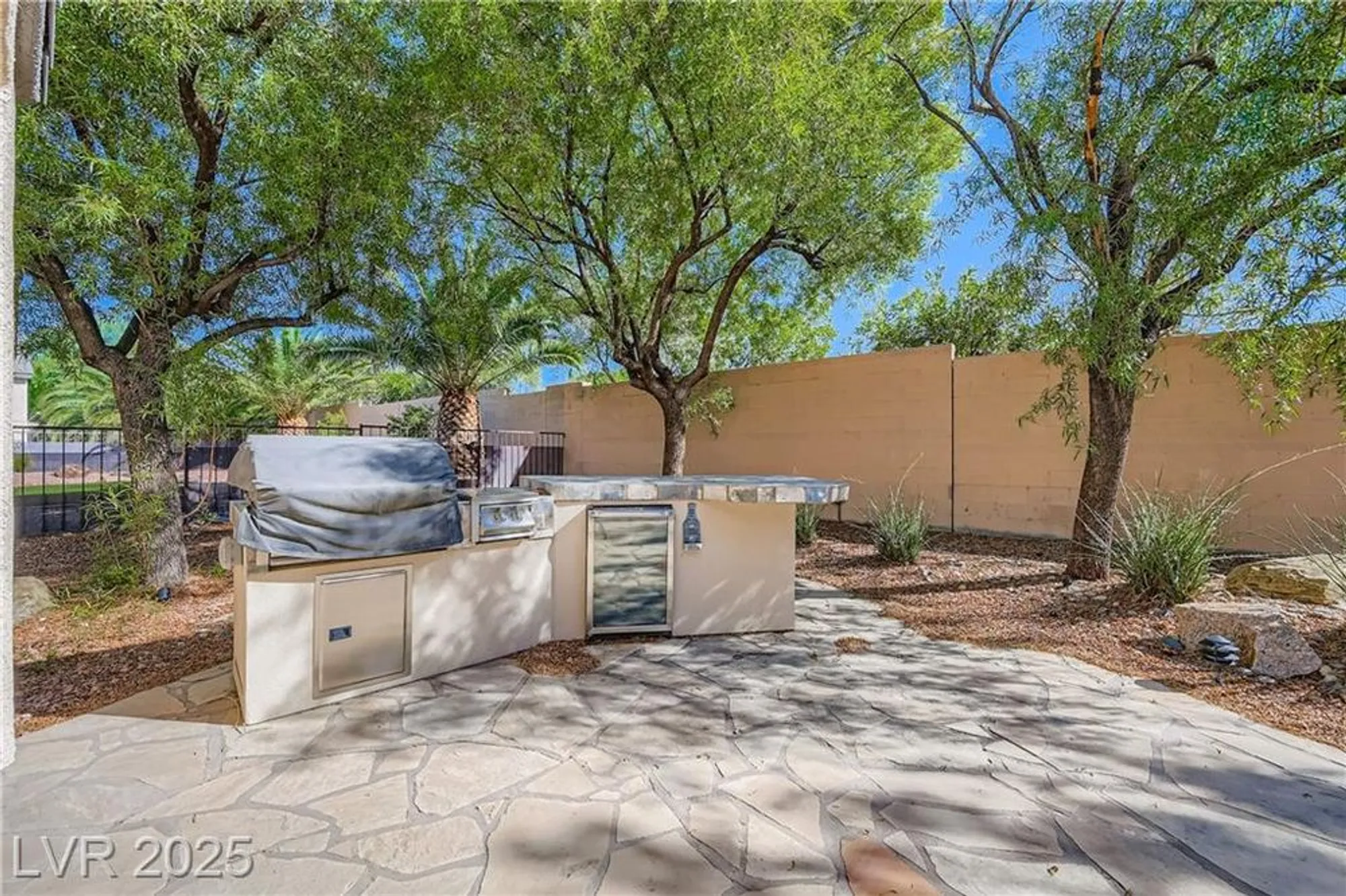 Property Slideshow image 25 of 35 | 2559 moonlight valley ave, Henderson, NV, 89044