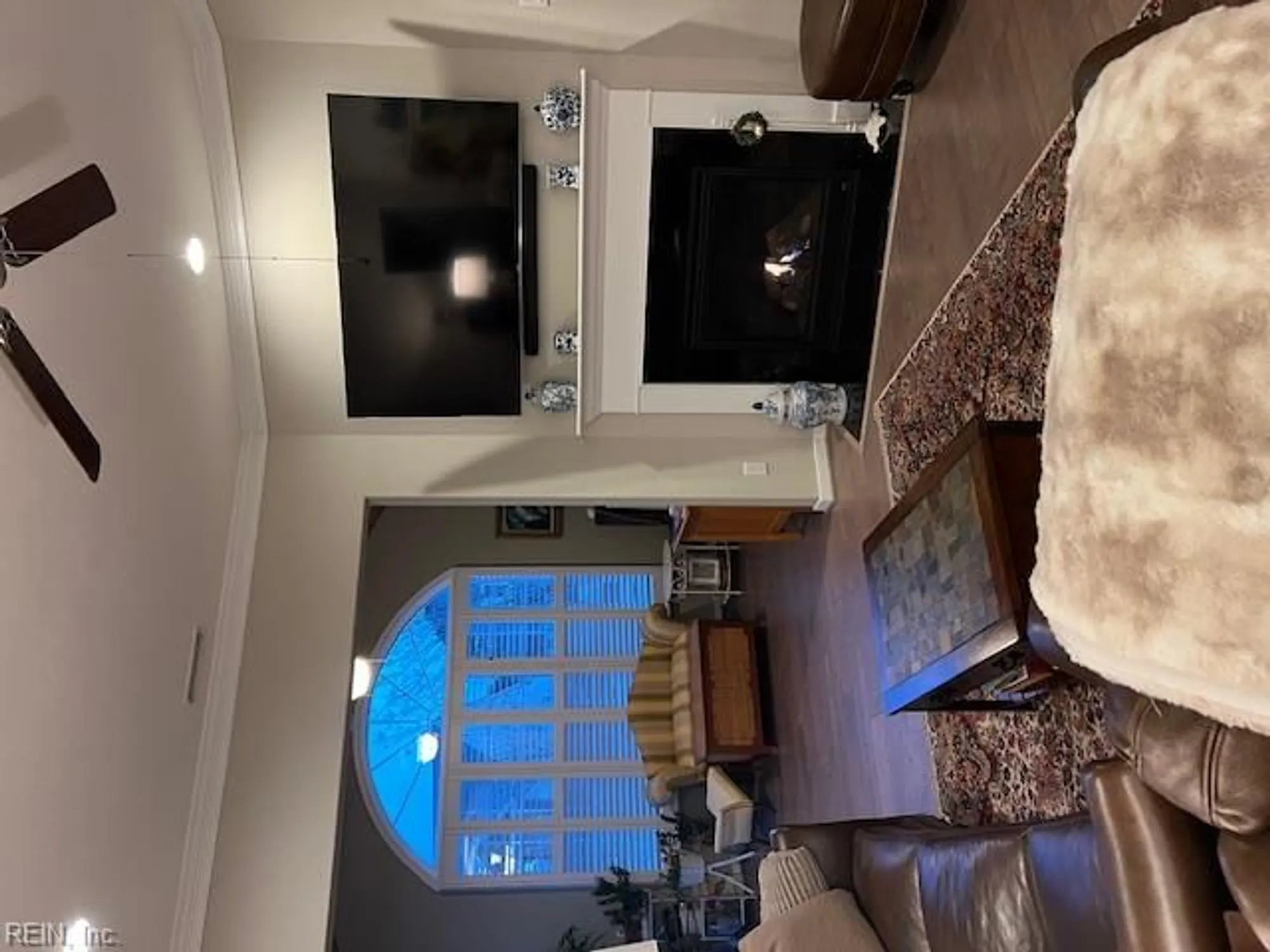 Property Slideshow image 4 of 6 | 1030 eagle pointe way, Chesapeake, VA, 23322