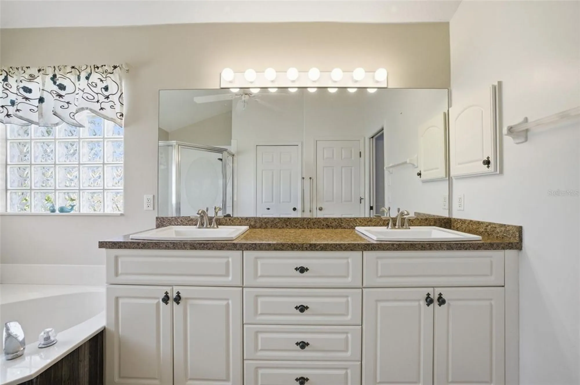 Property Slideshow image 14 of 59 | 4026 big pass ln, Punta Gorda, FL, 33955
