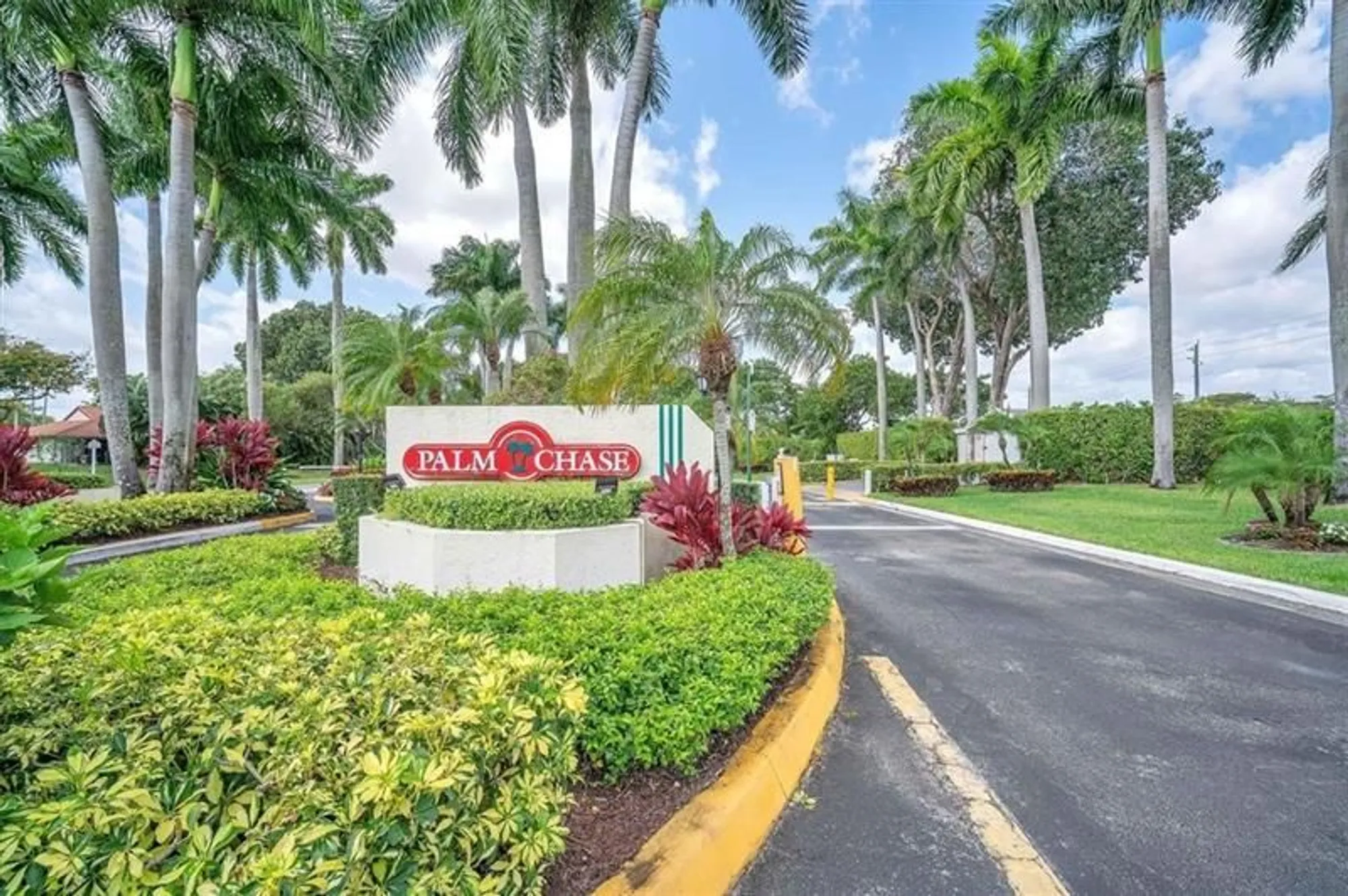 Property Slideshow image 37 of 50 | 10851 palm lake ave 201, Boynton Beach, FL, 33437