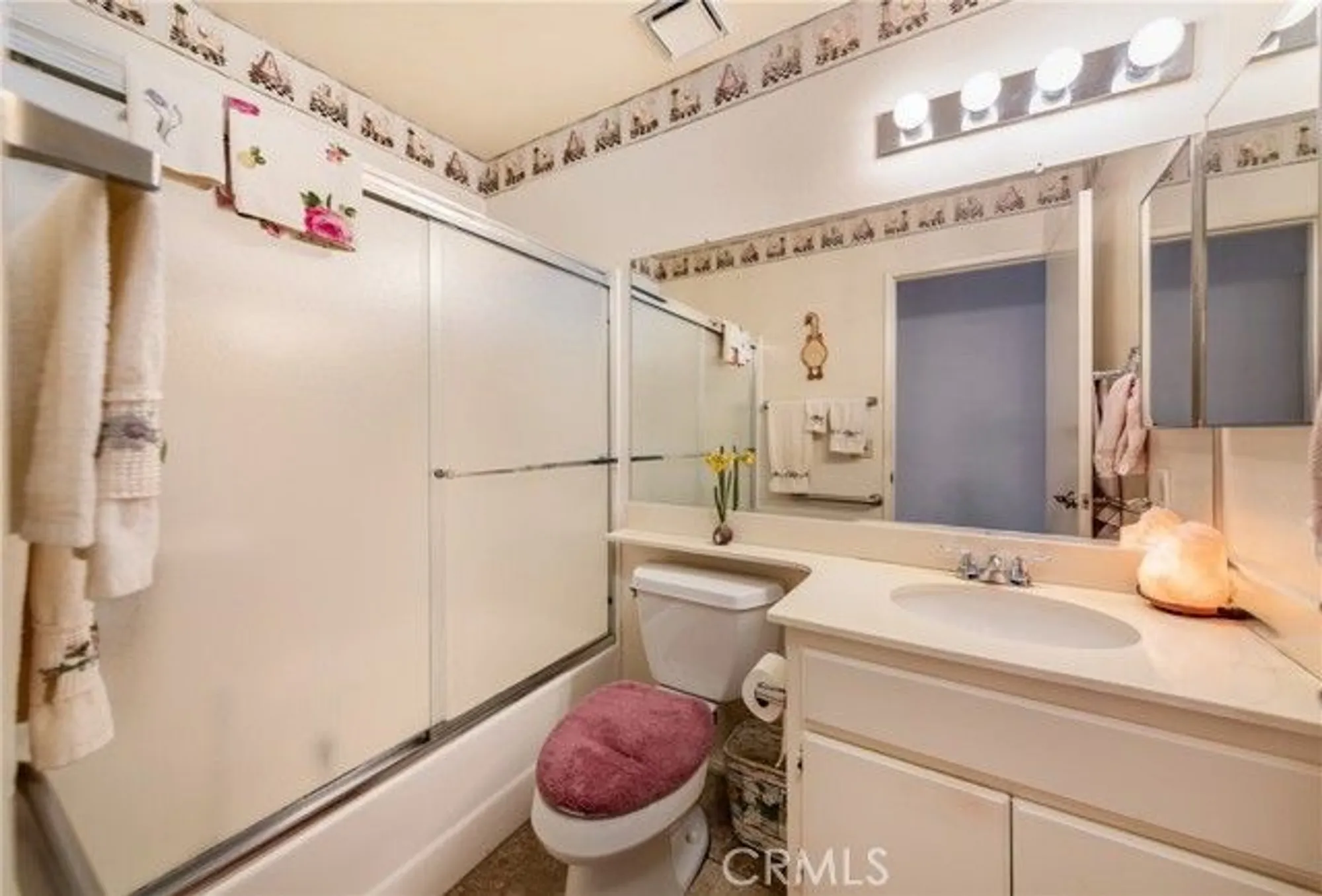 Property Slideshow image 17 of 35 | 5130 savannah dr, Banning, CA, 92220