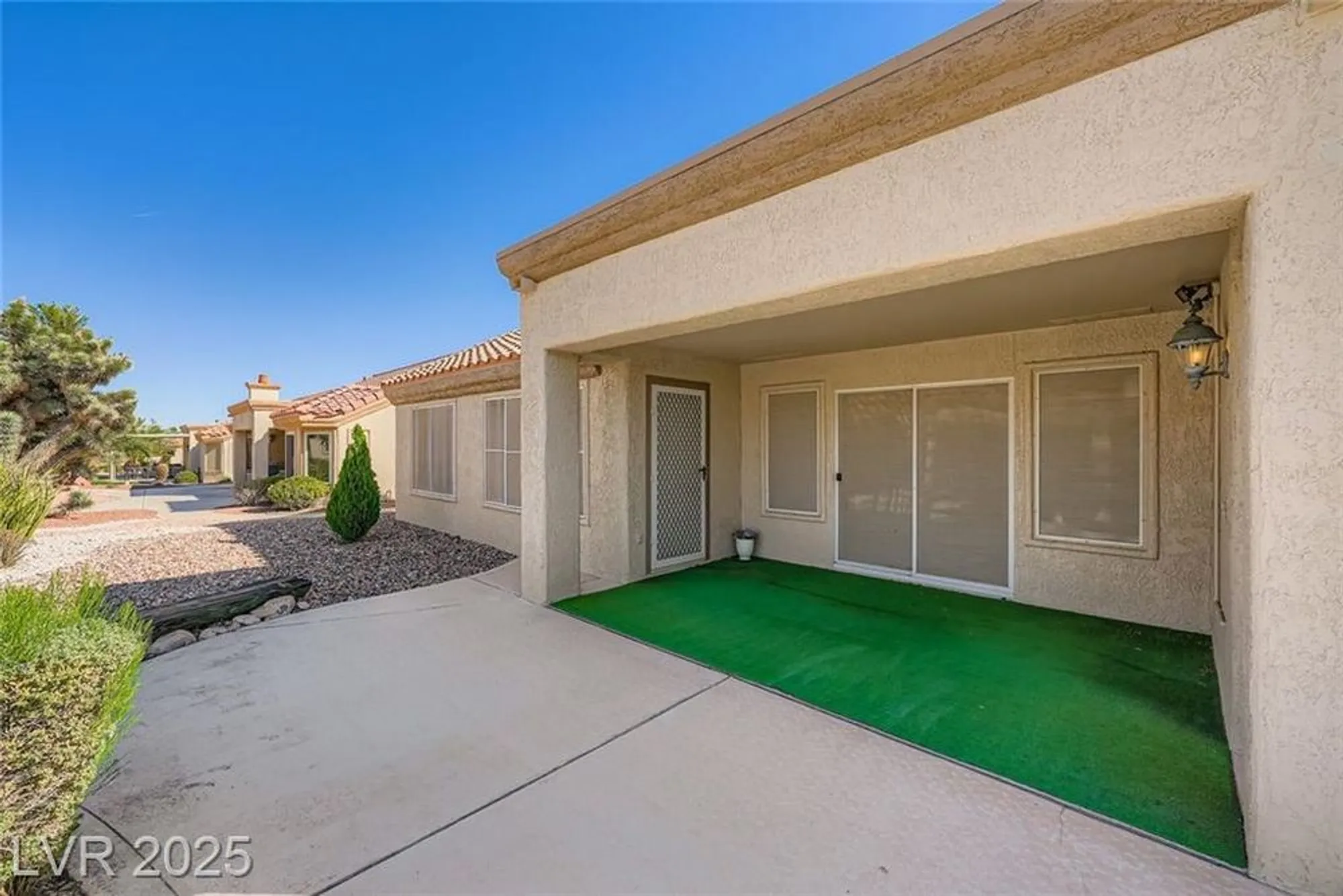Property Slideshow image 3 of 38 | 8524 gull dr, Las Vegas, NV, 89134