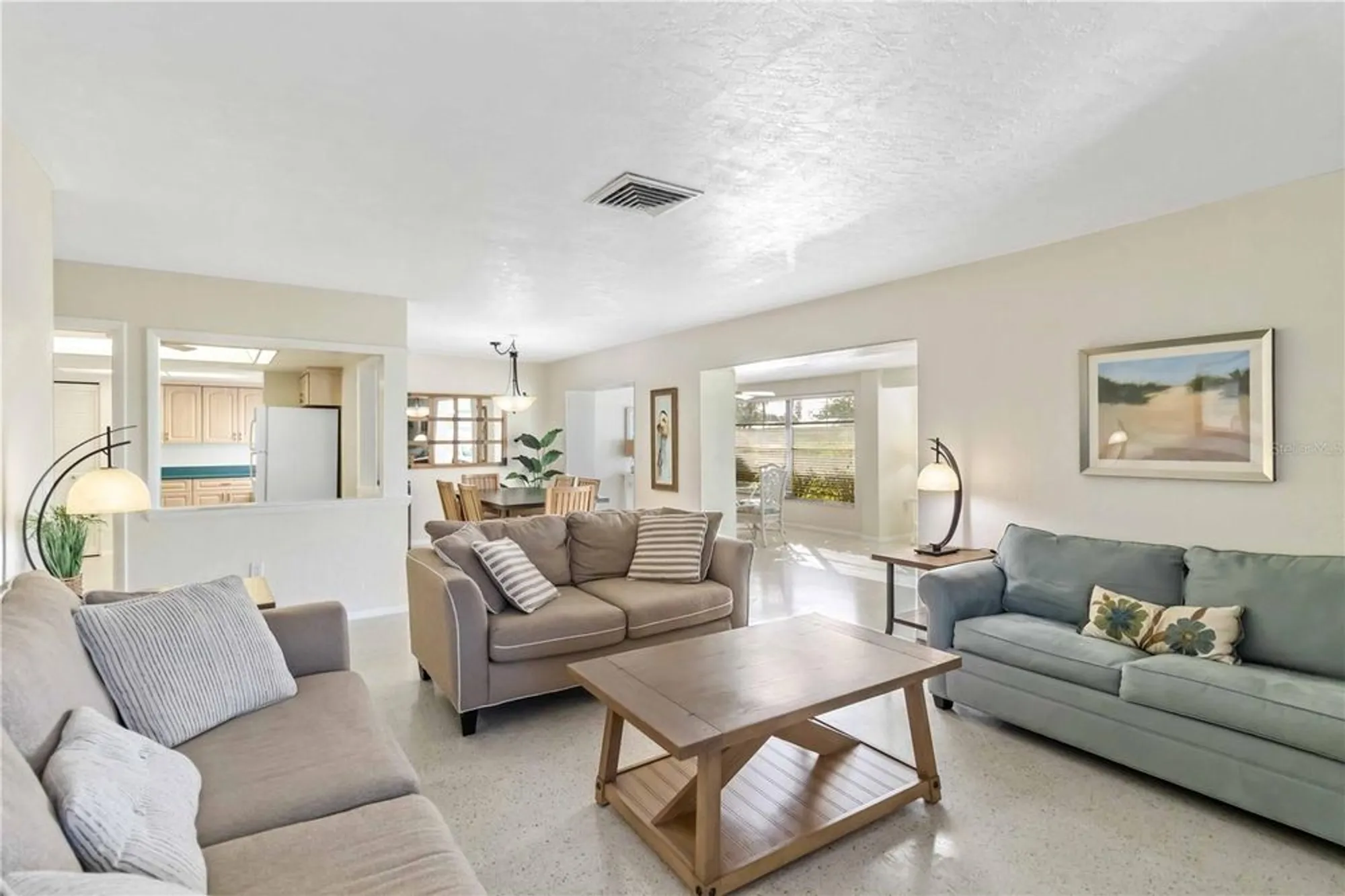 Property Slideshow image 7 of 66 | 3220 southfield ln 810, Sarasota, FL, 34239
